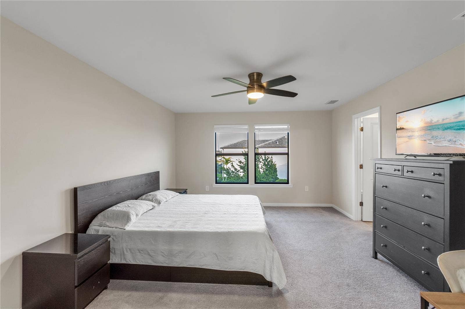 6111 BLUESTAR COURT, Lakewood Ranch, FL 34211