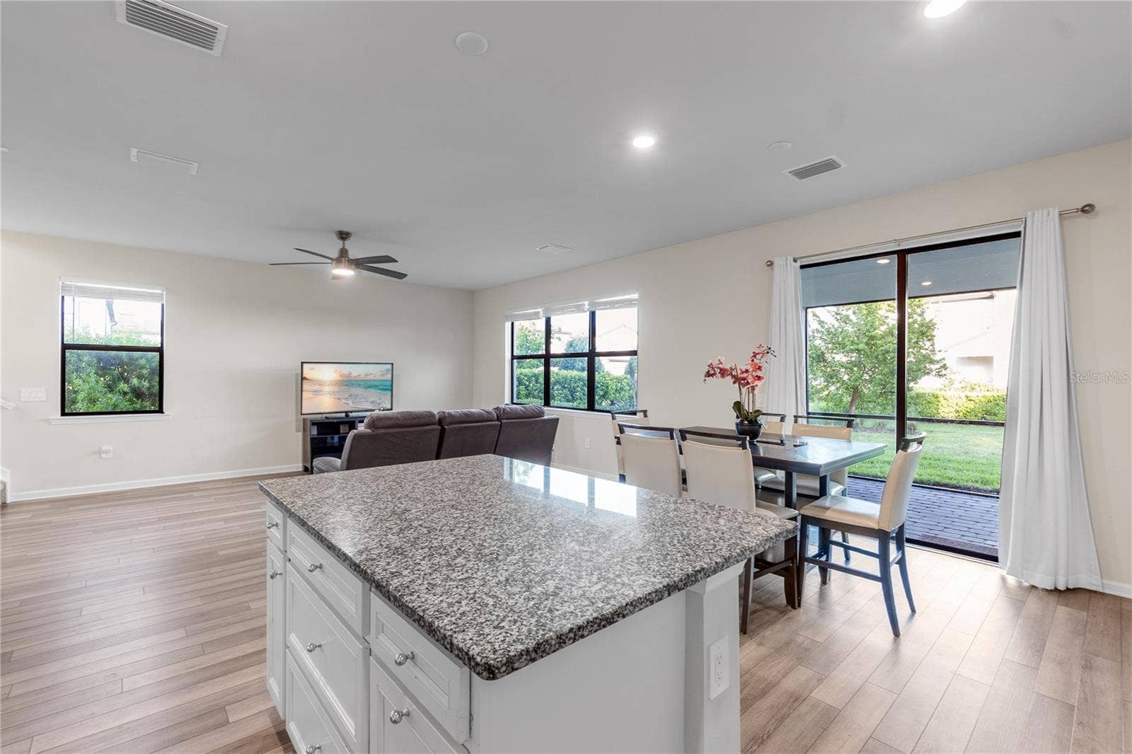 6111 BLUESTAR COURT, Lakewood Ranch, FL 34211