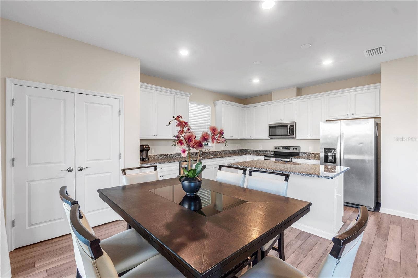 6111 BLUESTAR COURT, Lakewood Ranch, FL 34211