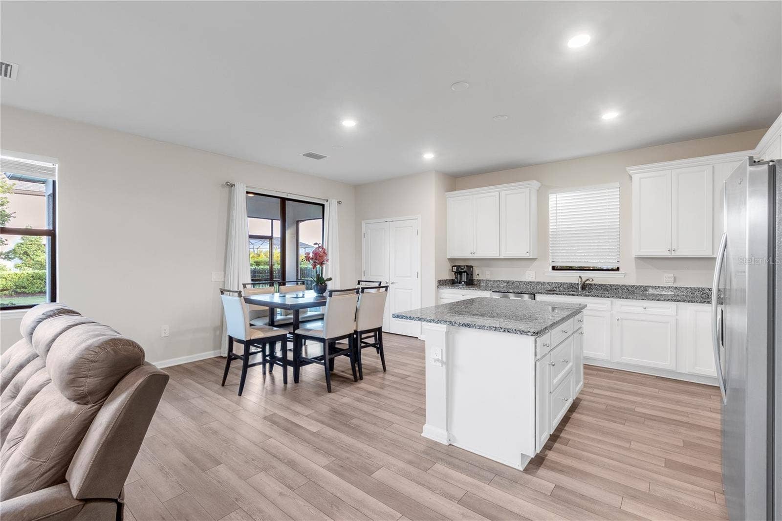 6111 BLUESTAR COURT, Lakewood Ranch, FL 34211