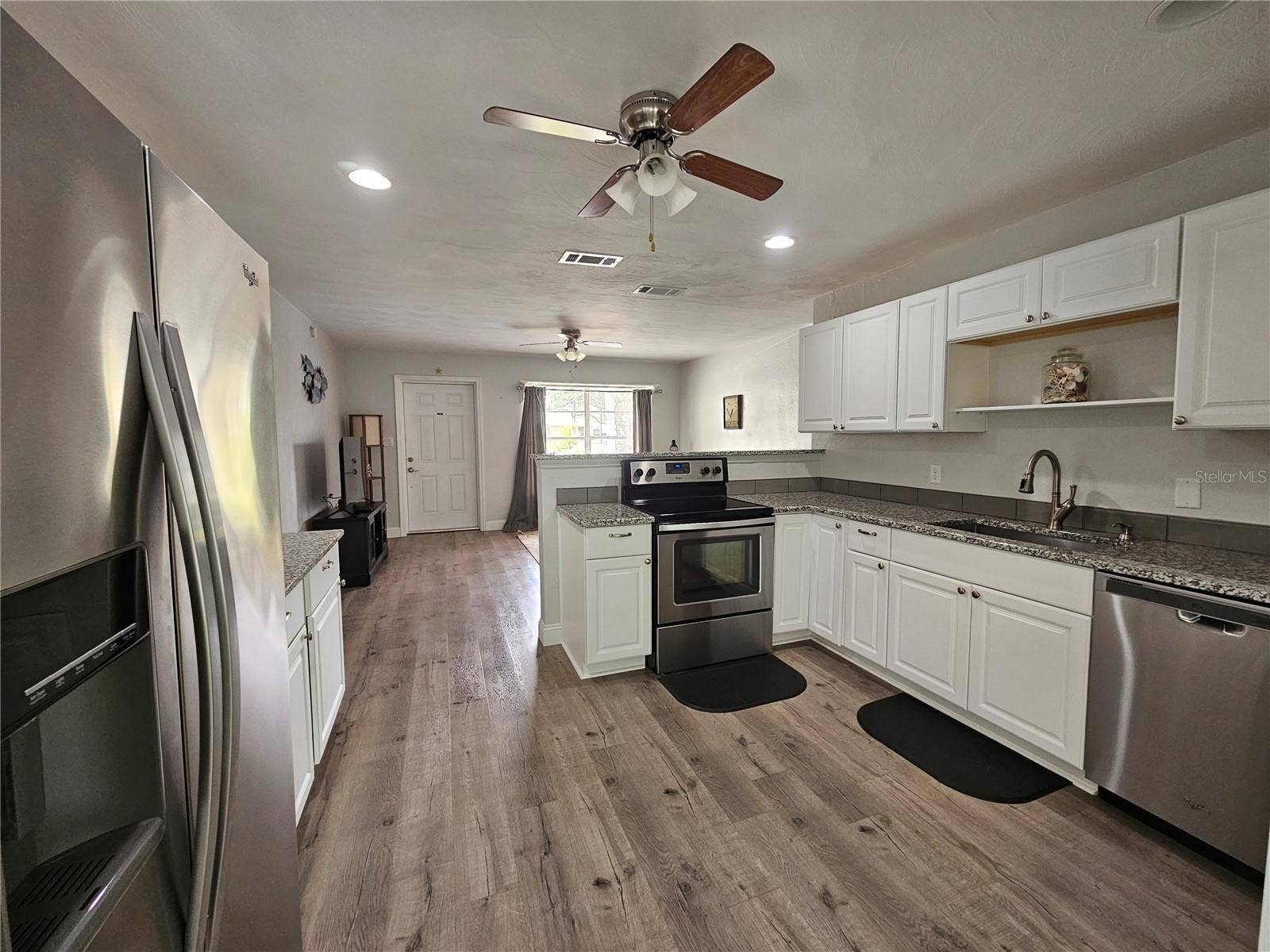 315 62ND STREET W, Bradenton, FL 34209 315 62ND STREET W, Bradenton, FL 34209