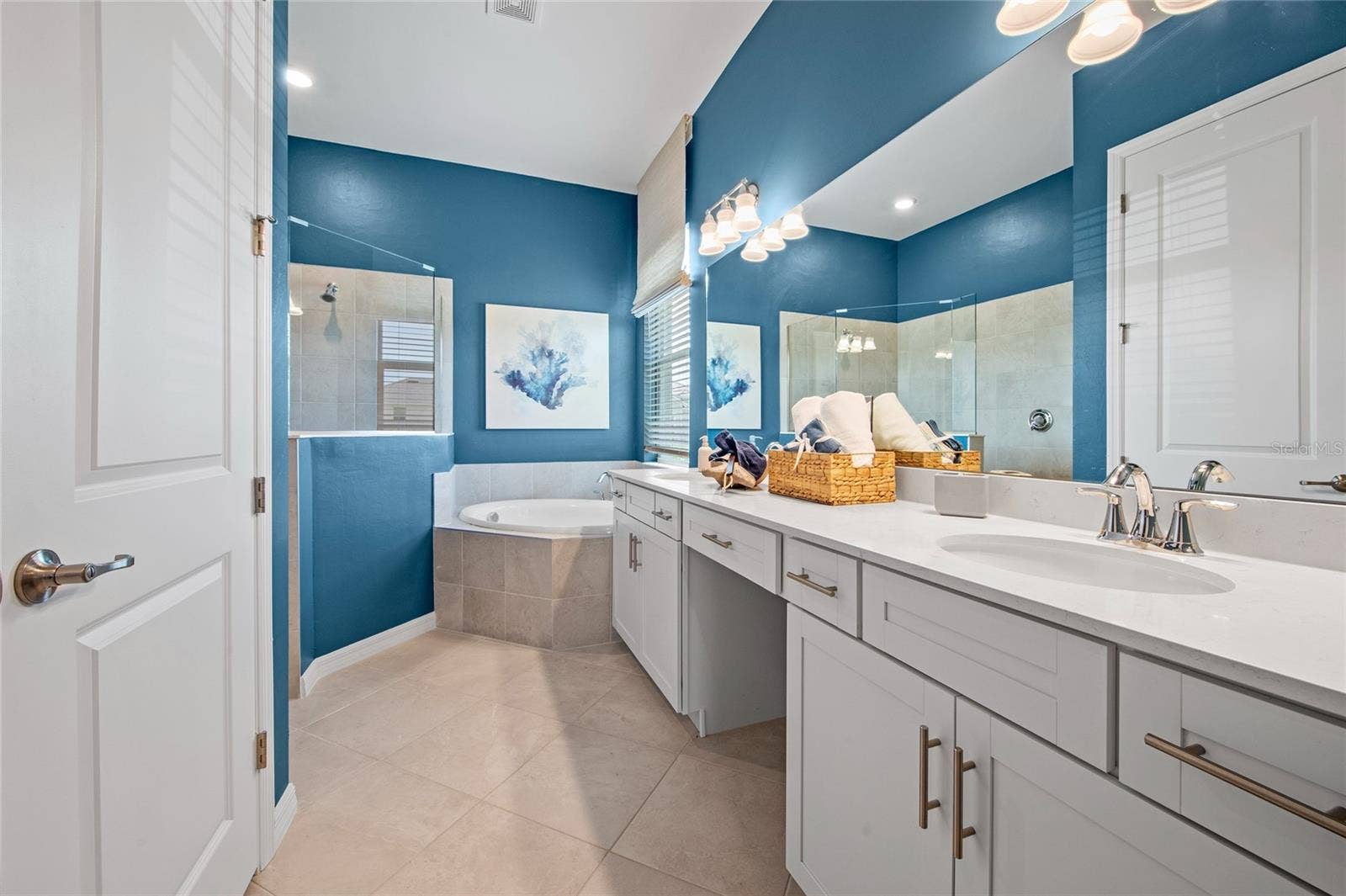 7146 INLET ISLES COURT, Lakewood Ranch, FL 34211 7146 INLET ISLES COURT, Lakewood Ranch, FL 34211