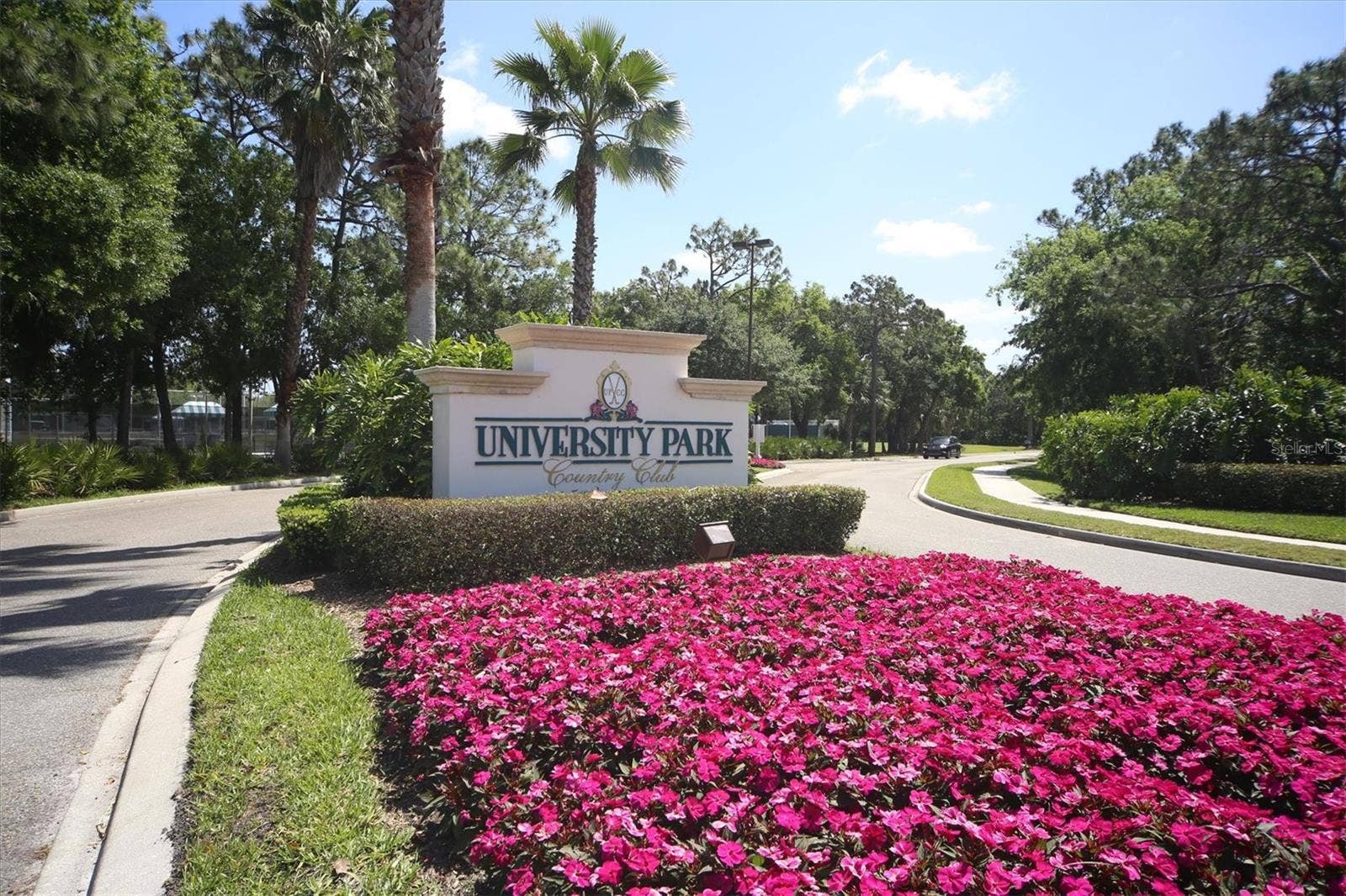 6726 VIRGINIA XING, University Park, FL 34201