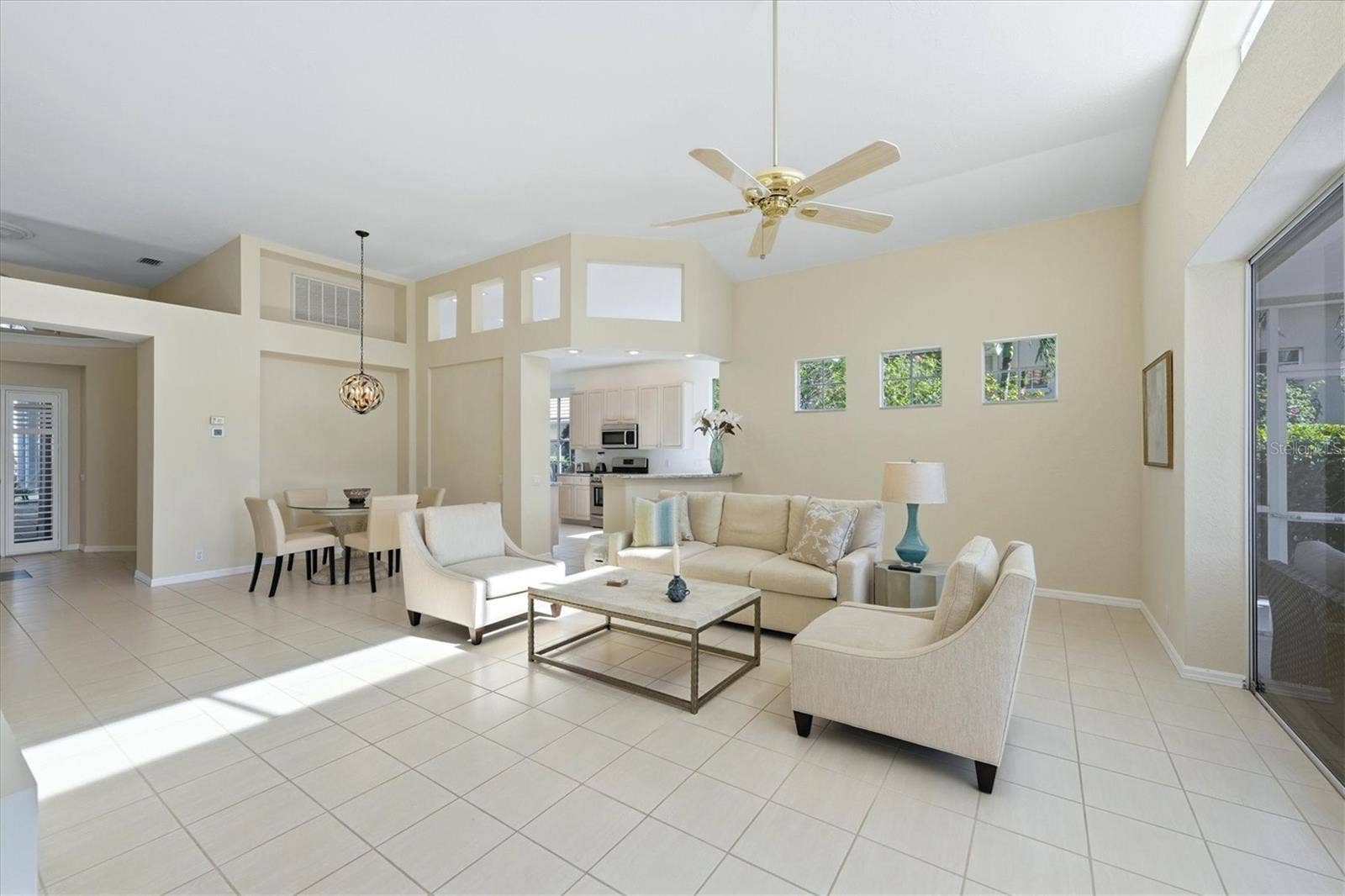 6726 VIRGINIA XING, University Park, FL 34201