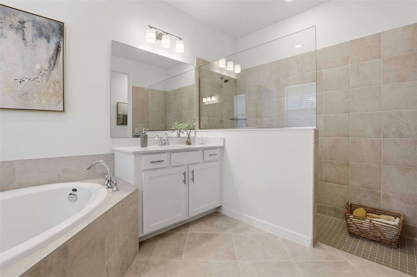 7154 INLET ISLES COURT, Lakewood Ranch, FL 34211 7154 INLET ISLES COURT, Lakewood Ranch, FL 34211