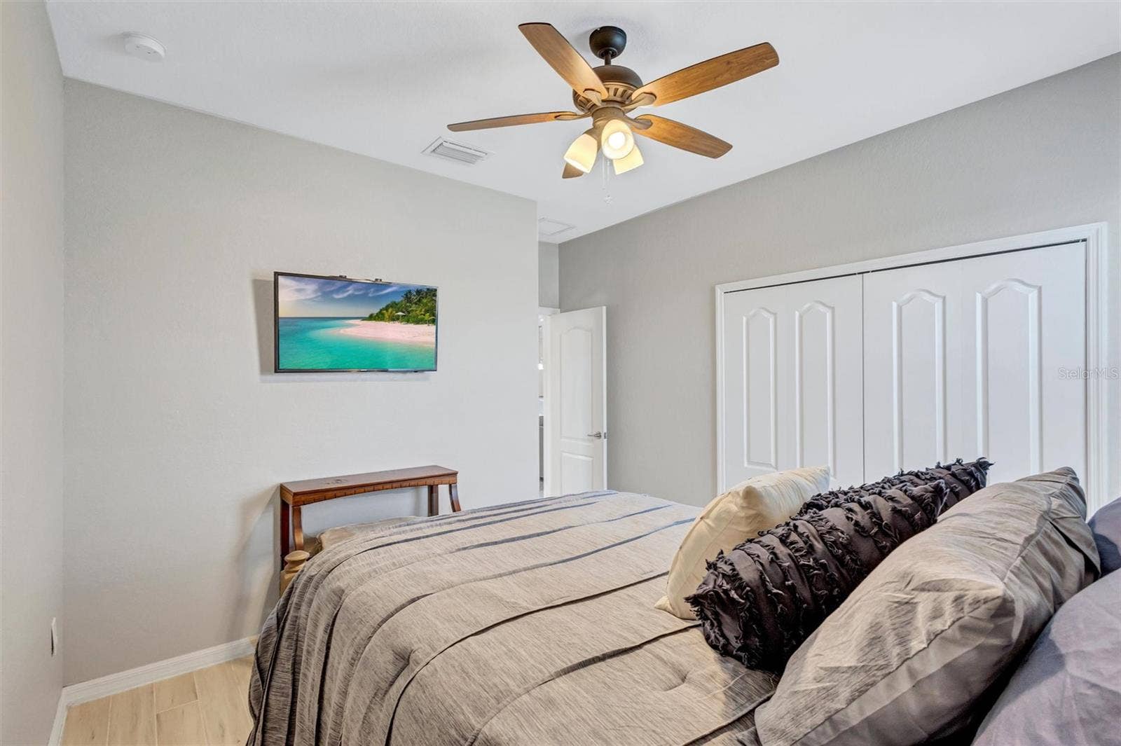 6832 WILD LAKE TERRACE, Bradenton, FL 34212