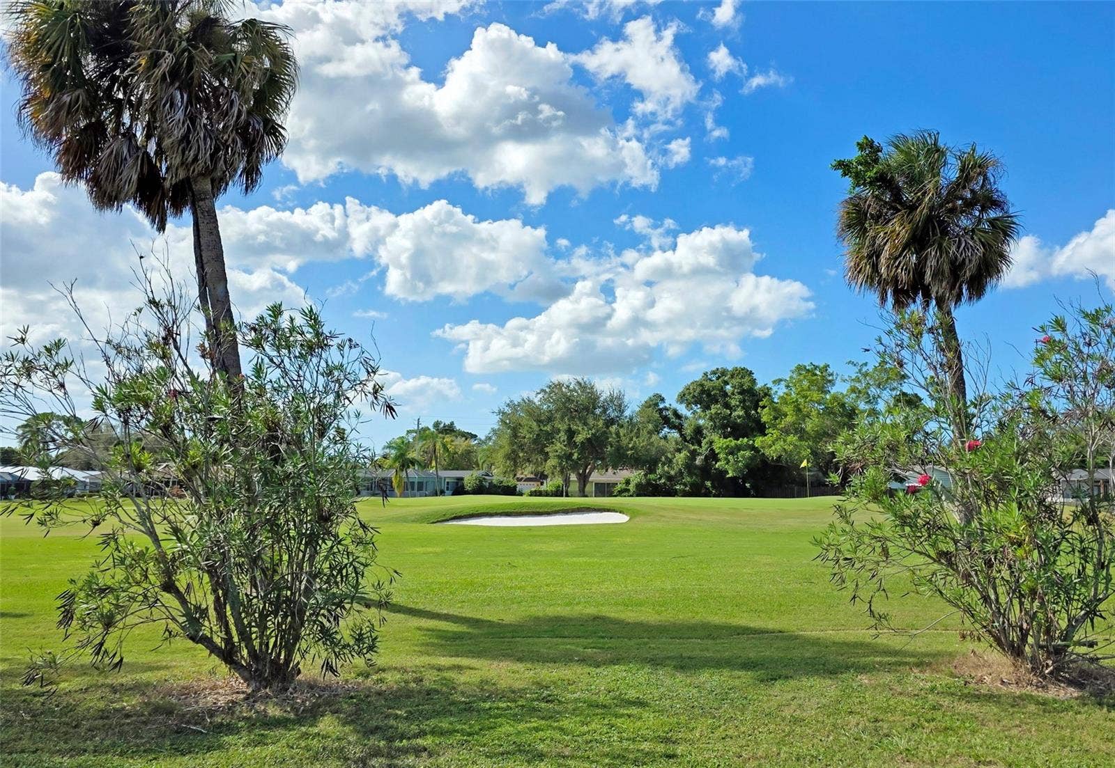 714 MAGELLAN DRIVE, Sarasota, FL 34243 Yard and Golf Course views 4