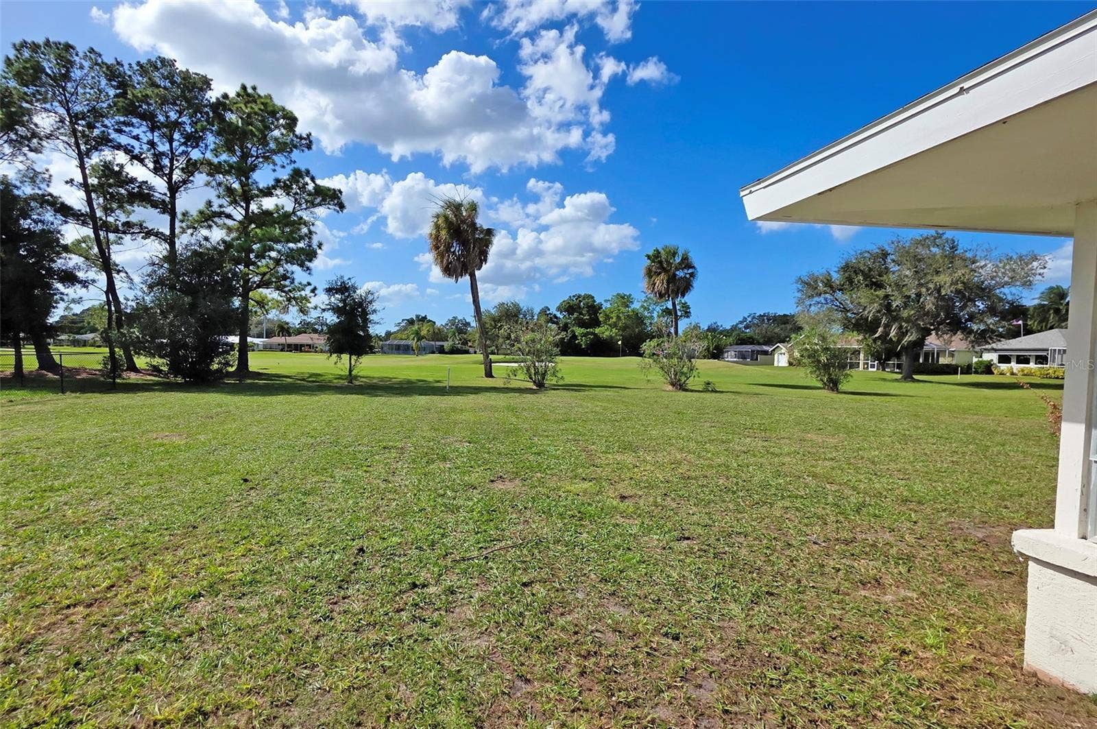 714 MAGELLAN DRIVE, Sarasota, FL 34243 Yard and Golf Course views 1