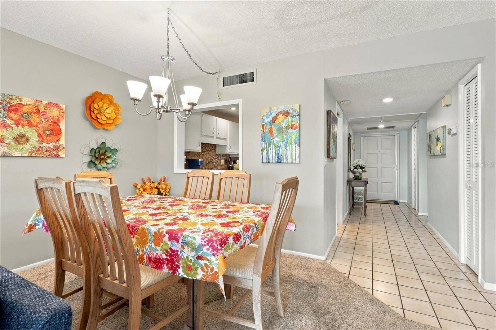 7405 W COUNTRY CLUB DRIVE N, #104, Sarasota, FL 34243