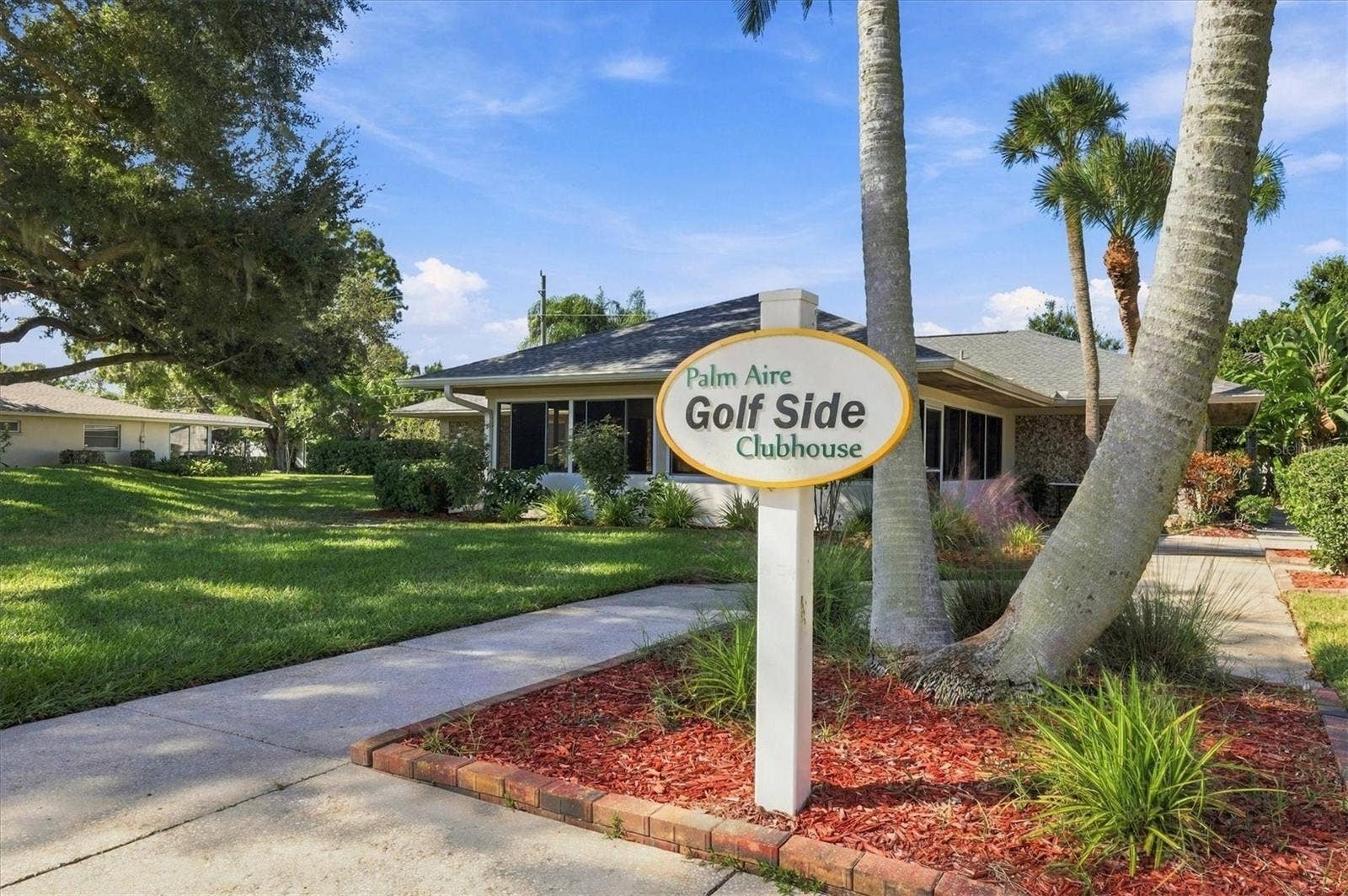 7405 W COUNTRY CLUB DRIVE N, #104, Sarasota, FL 34243