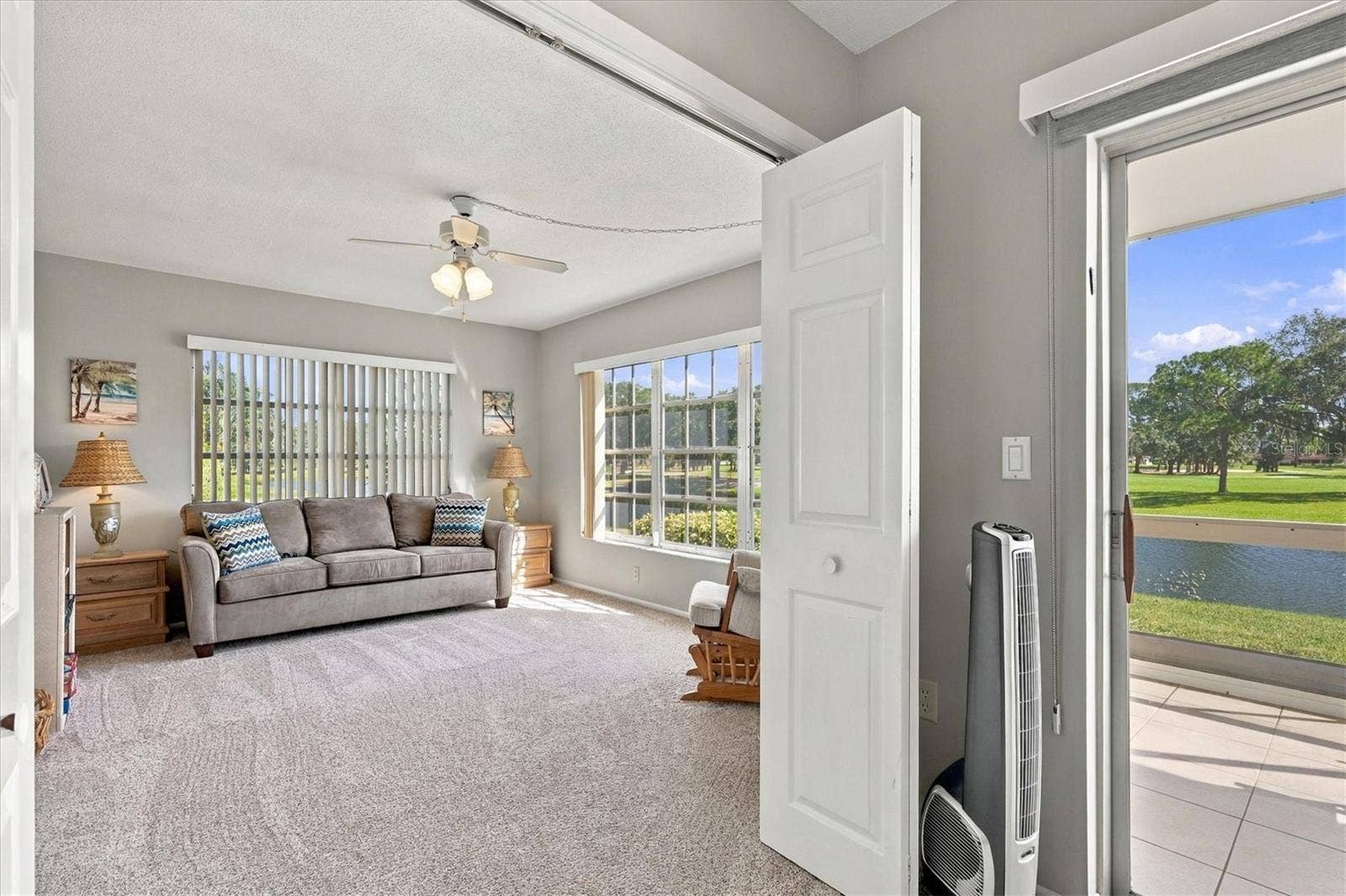7405 W COUNTRY CLUB DRIVE N, #104, Sarasota, FL 34243