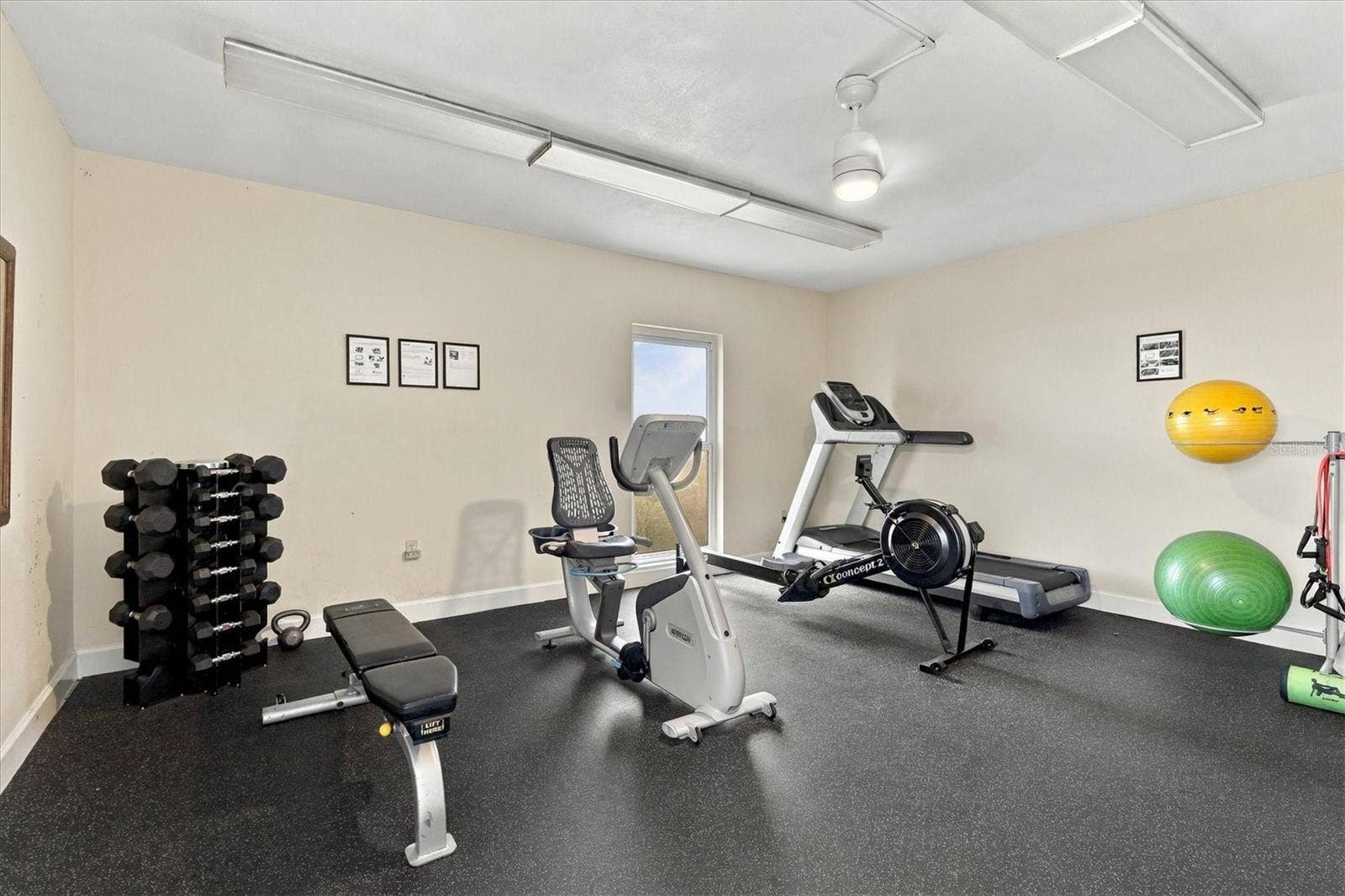 7405 W COUNTRY CLUB DRIVE N, #104, Sarasota, FL 34243