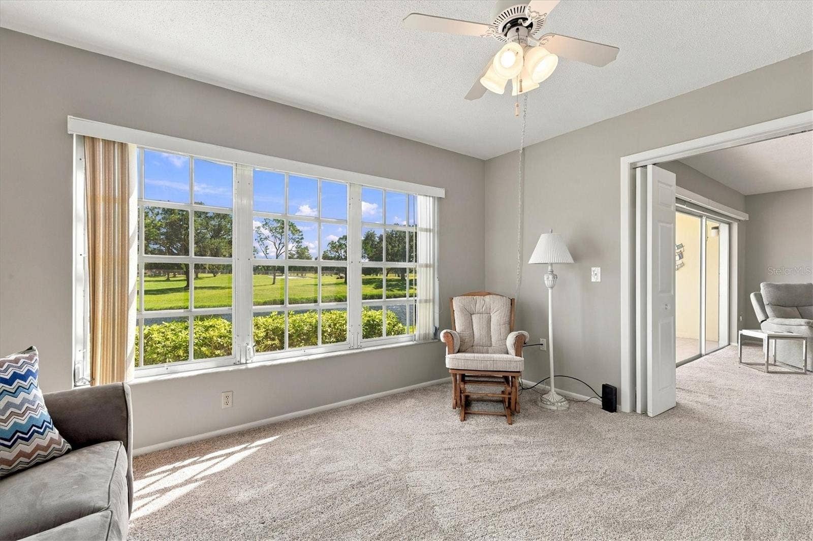 7405 W COUNTRY CLUB DRIVE N, #104, Sarasota, FL 34243