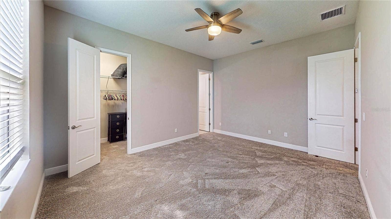 3911 GAVIOTA DRIVE, Ruskin, FL 33573 Bedroom 3 with en-suite bathroom and walk-in closet