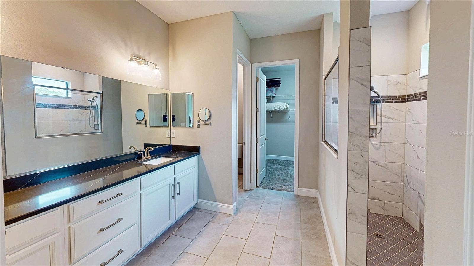 3911 GAVIOTA DRIVE, Ruskin, FL 33573 3911 GAVIOTA DRIVE, Ruskin, FL 33573