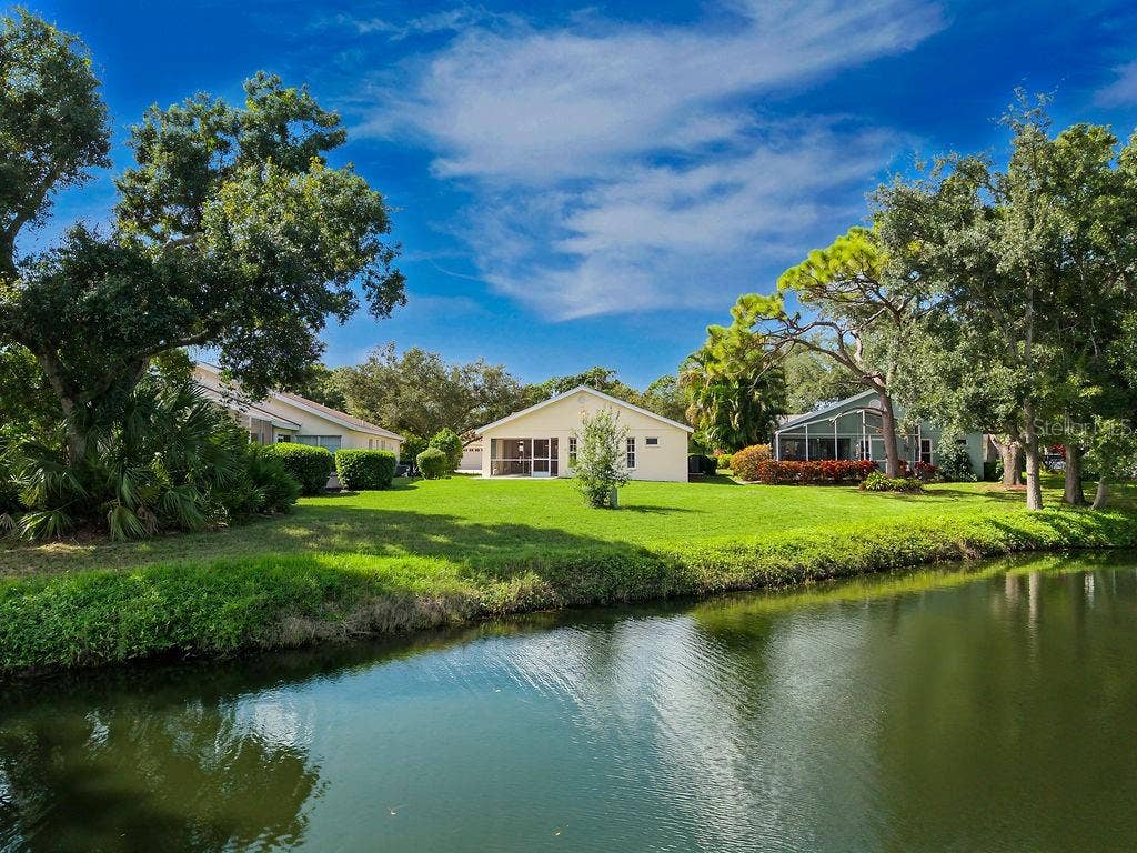 7321 ELEANOR CIRCLE, Sarasota, FL 34243 7321 ELEANOR CIRCLE, Sarasota, FL 34243