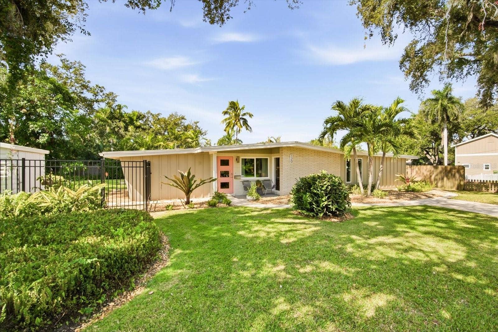 120 29TH STREET W, Bradenton, FL 34205 120 29TH STREET W, Bradenton, FL 34205
