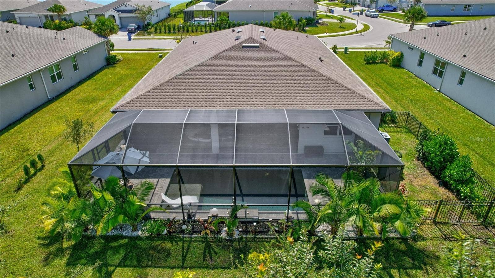 Beautifilly Landscaped Privacy