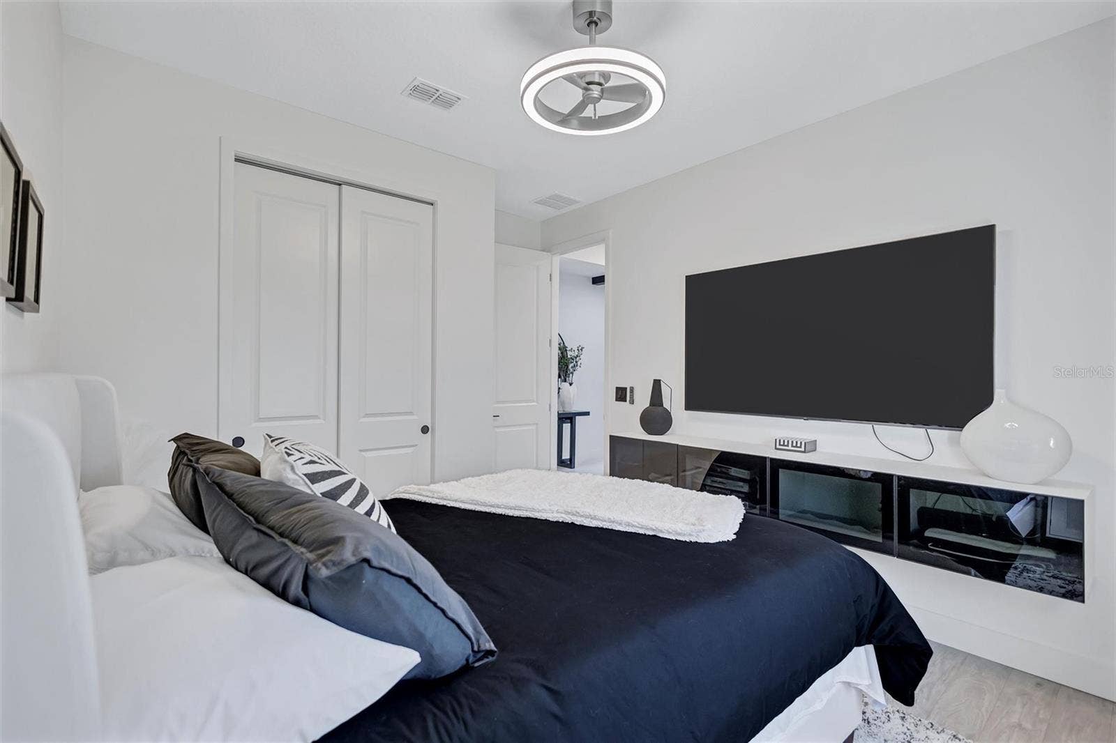 Guest Bedroom 4