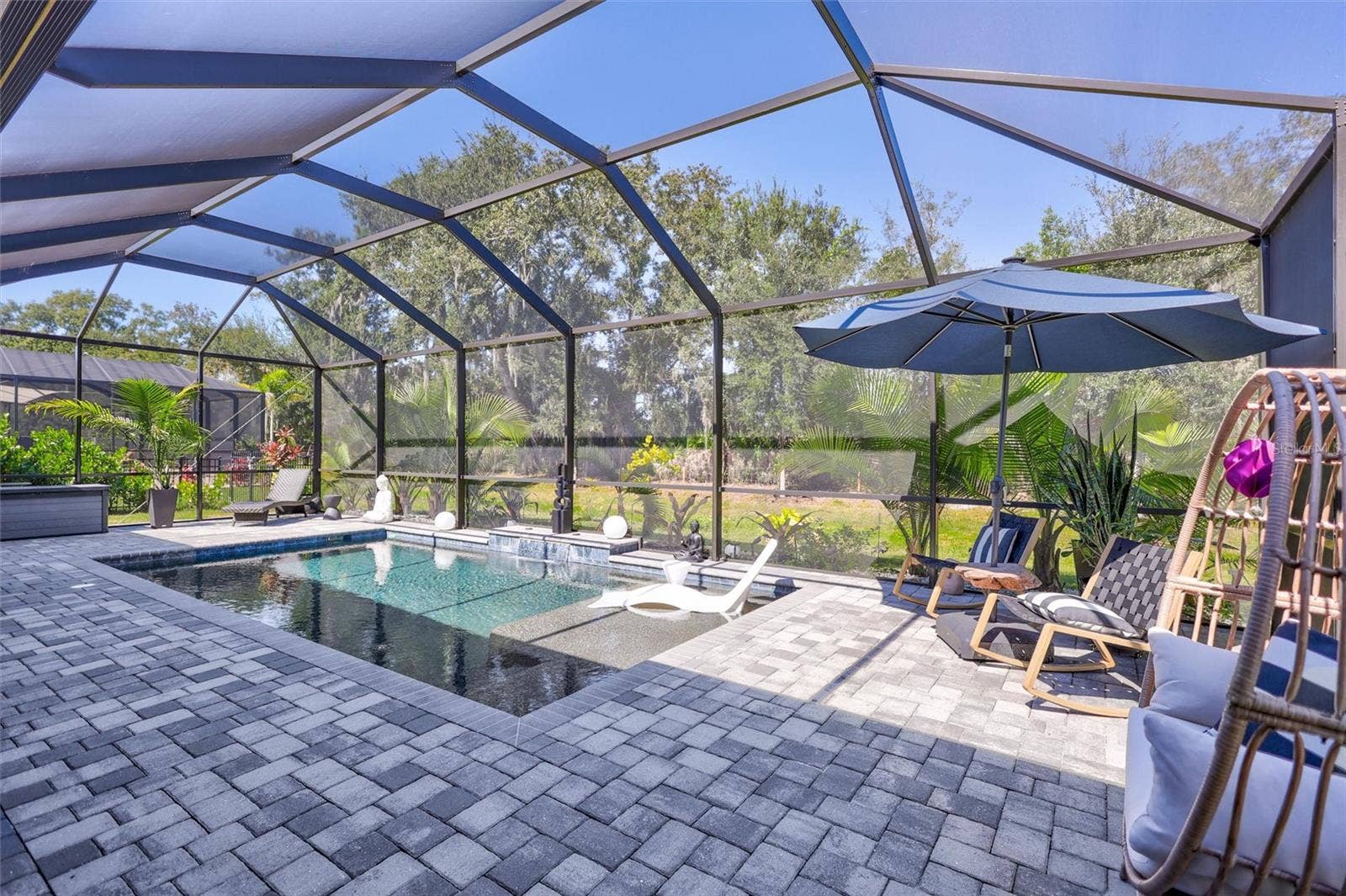 Pool - Sun Shelf - Lounging area in the sun and shade!