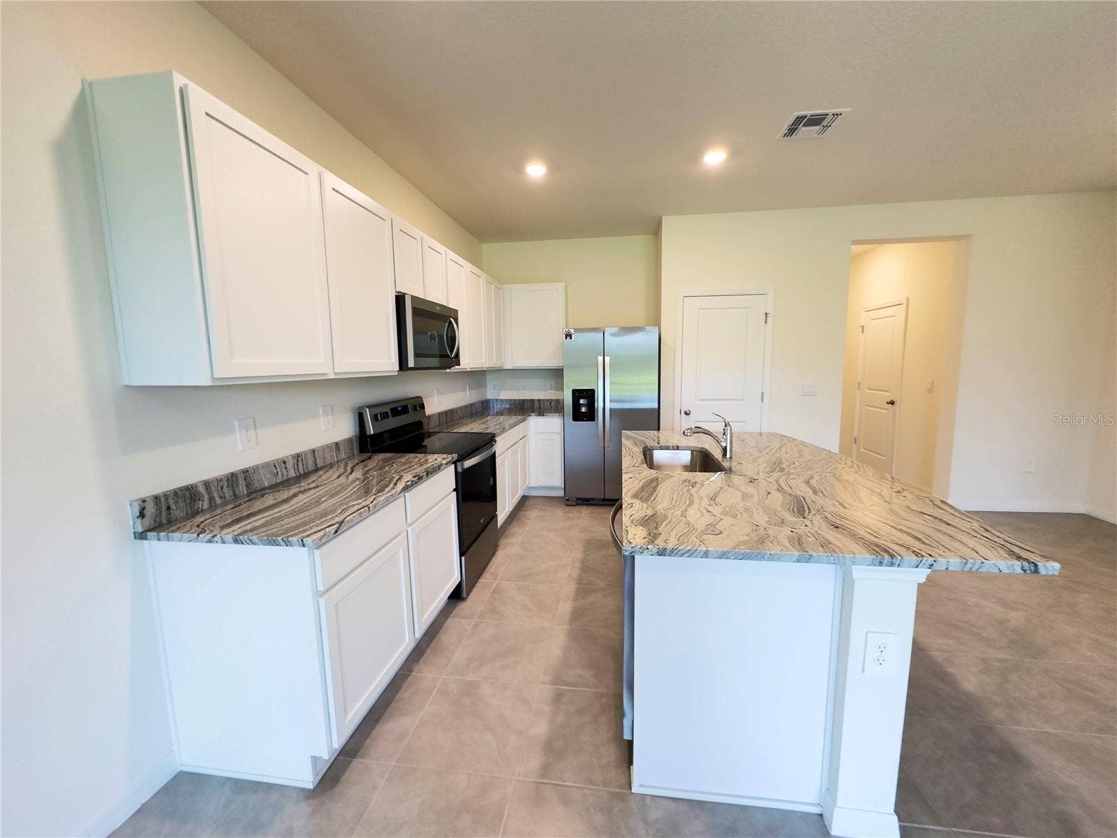 17718 CRESCENT MOON LOOP, Bradenton, FL 34211 17718 CRESCENT MOON LOOP, Bradenton, FL 34211