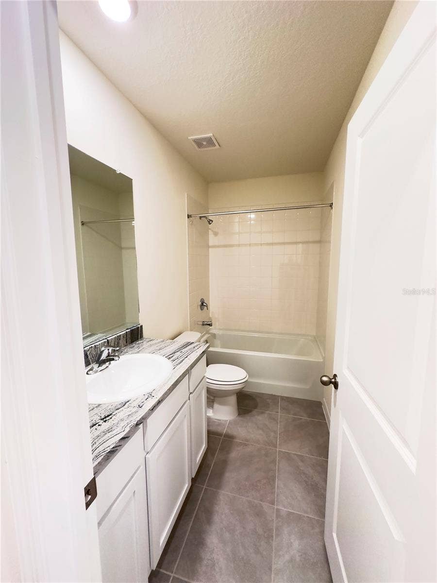 17718 CRESCENT MOON LOOP, Bradenton, FL 34211 17718 CRESCENT MOON LOOP, Bradenton, FL 34211