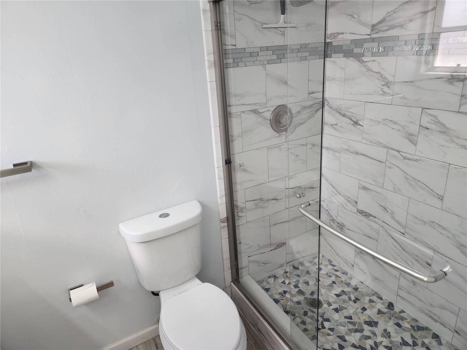 6954 W COUNTRY CLUB DRIVE N, Sarasota, FL 34243