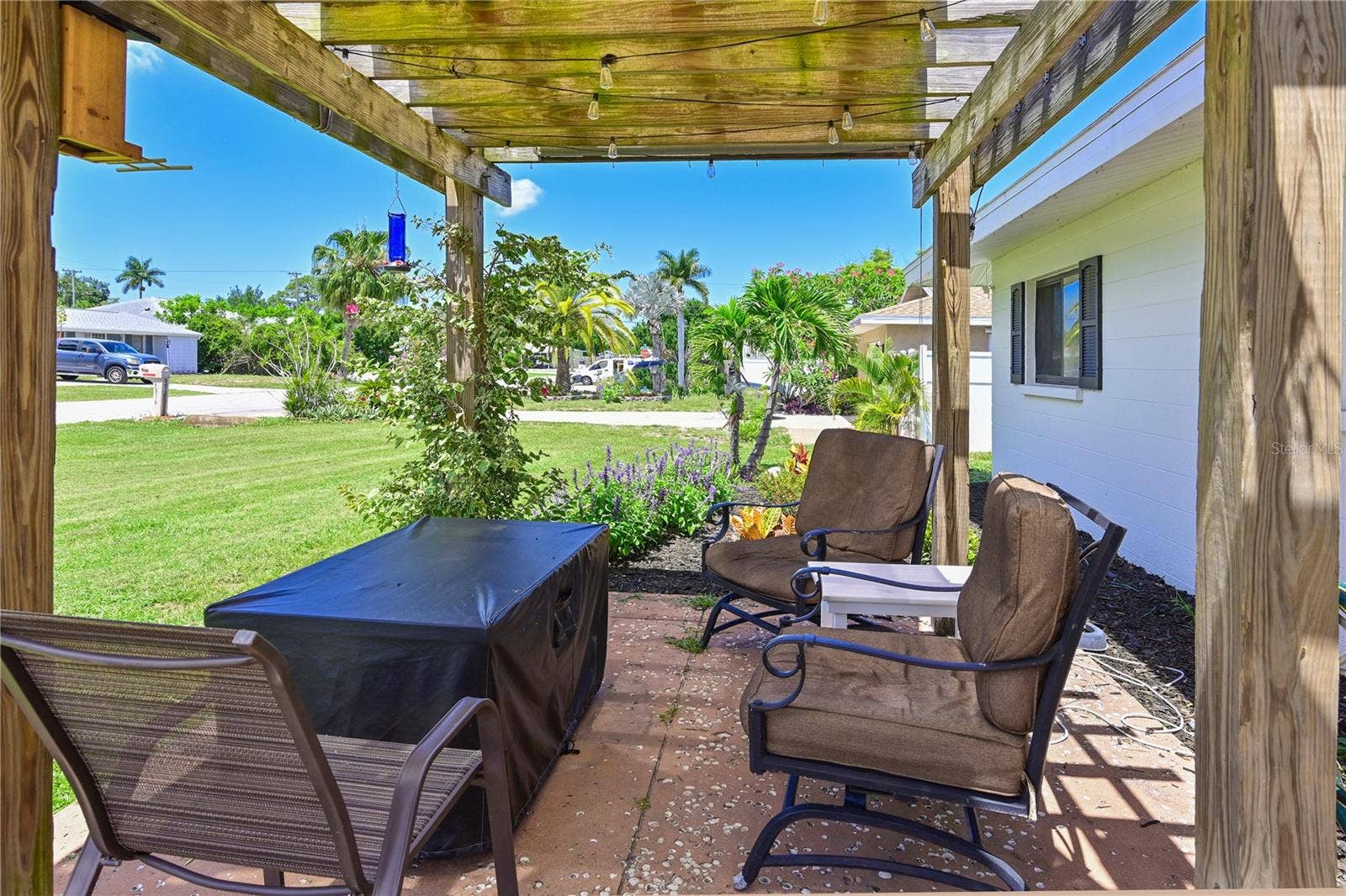 5812 2ND AVE DR NW, Bradenton, FL 34209 5812 2ND AVE DR NW, Bradenton, FL 34209