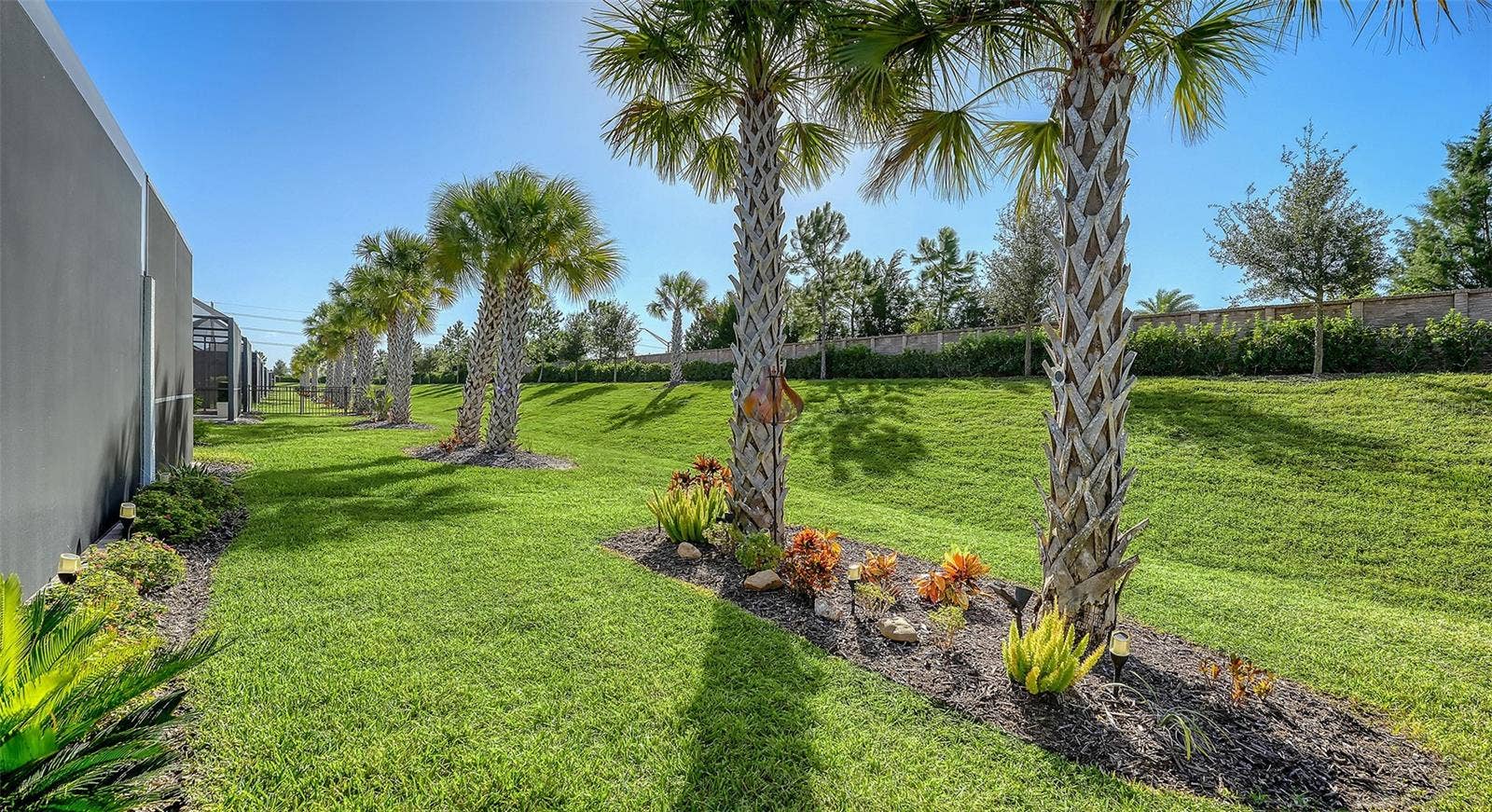7608 SUMMERLAND COVE, Lakewood Ranch, FL 34202 7608 SUMMERLAND COVE, Lakewood Ranch, FL 34202