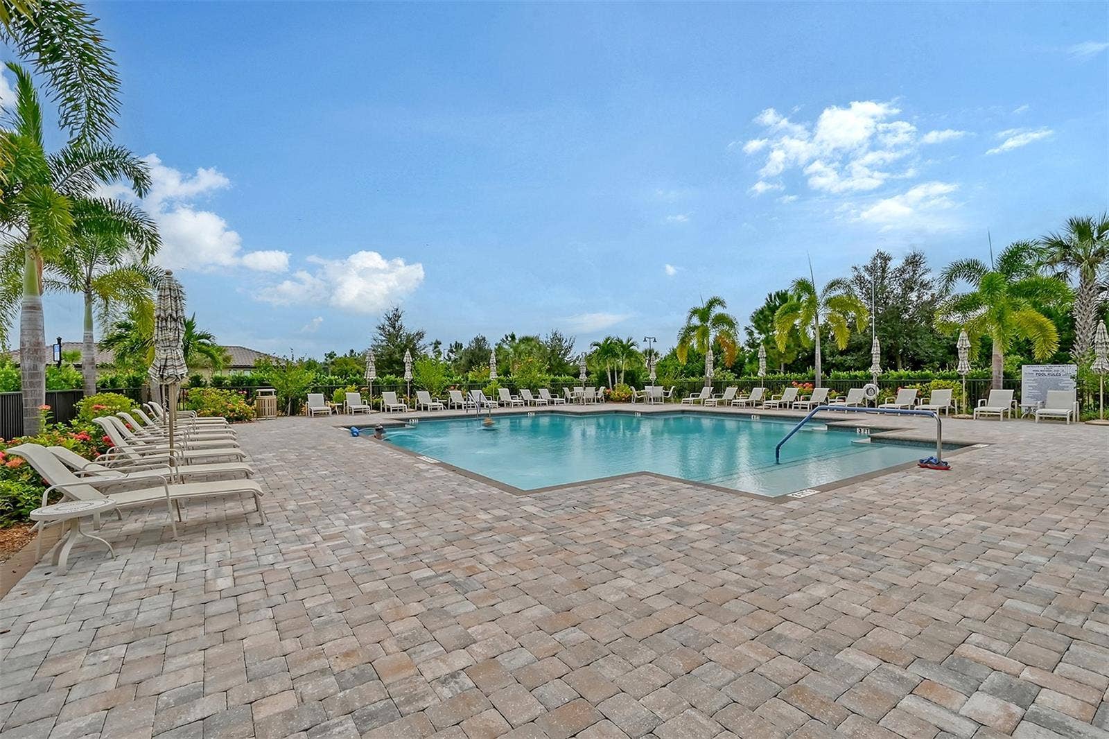 7608 SUMMERLAND COVE, Lakewood Ranch, FL 34202 7608 SUMMERLAND COVE, Lakewood Ranch, FL 34202