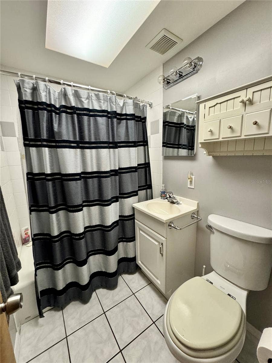 4306 GLORY PLACE, Sarasota, FL 34231 4306 GLORY PLACE, Sarasota, FL 34231