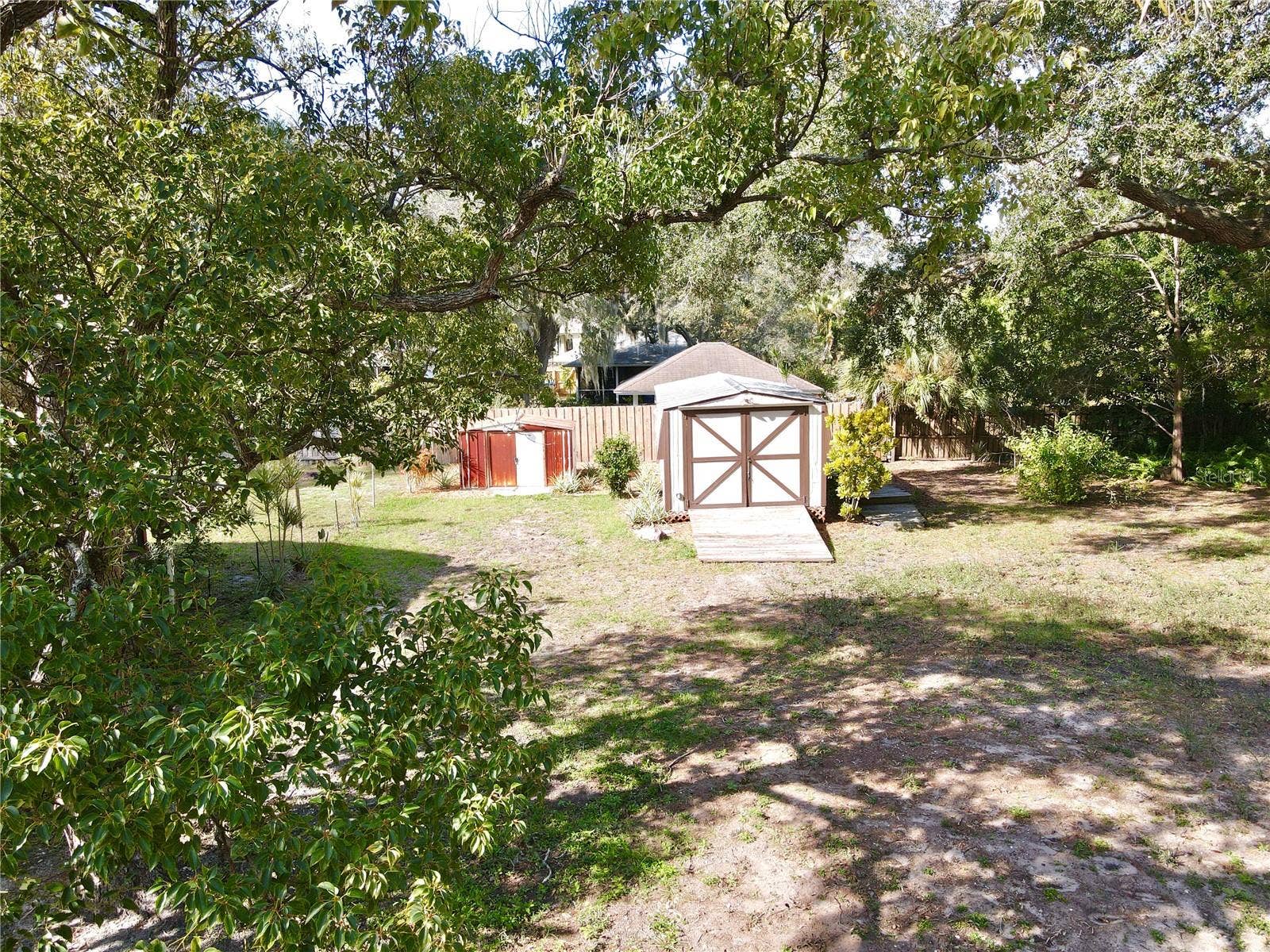 4306 GLORY PLACE, Sarasota, FL 34231 4306 GLORY PLACE, Sarasota, FL 34231