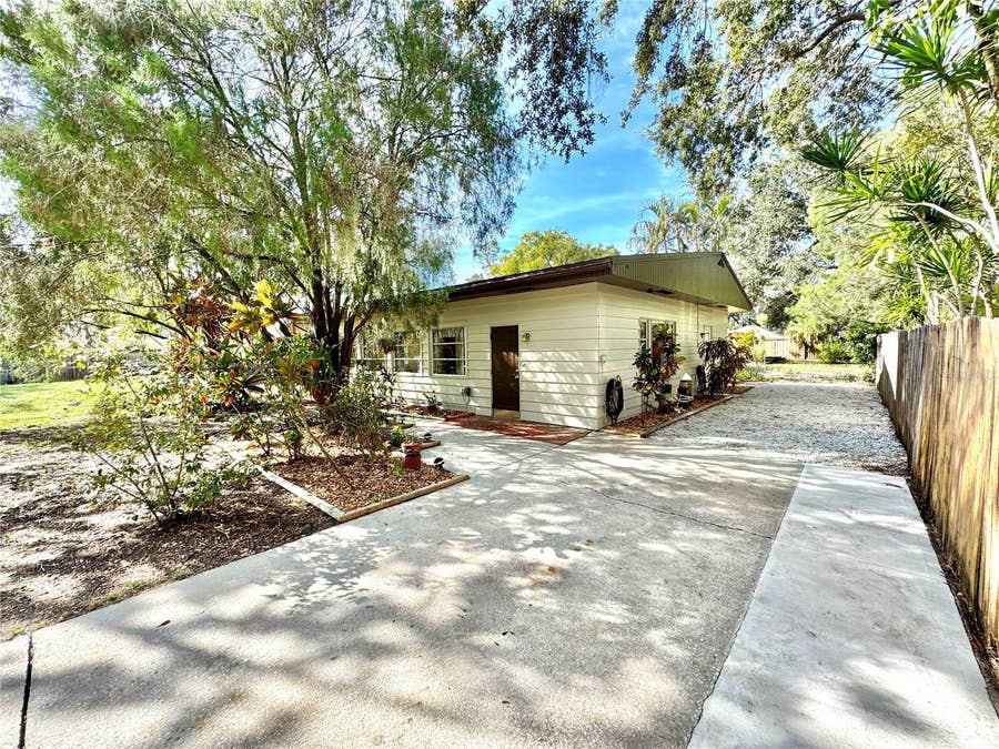 Property photo for 4306 GLORY PLACE, Sarasota, FL