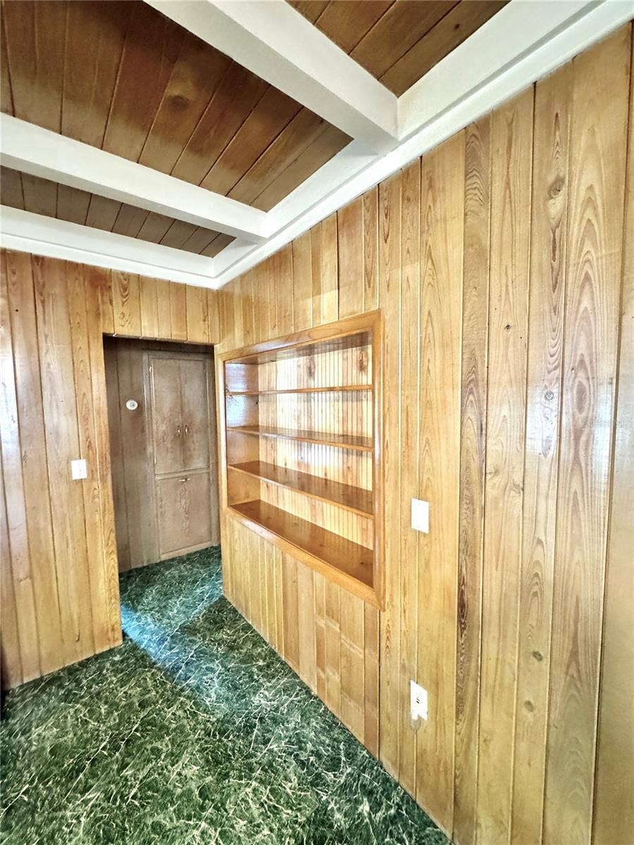 4306 GLORY PLACE, Sarasota, FL 34231 4306 GLORY PLACE, Sarasota, FL 34231