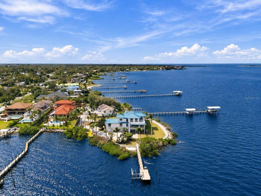 Property photo for 5904 RIVERVIEW LANE, Bradenton, FL