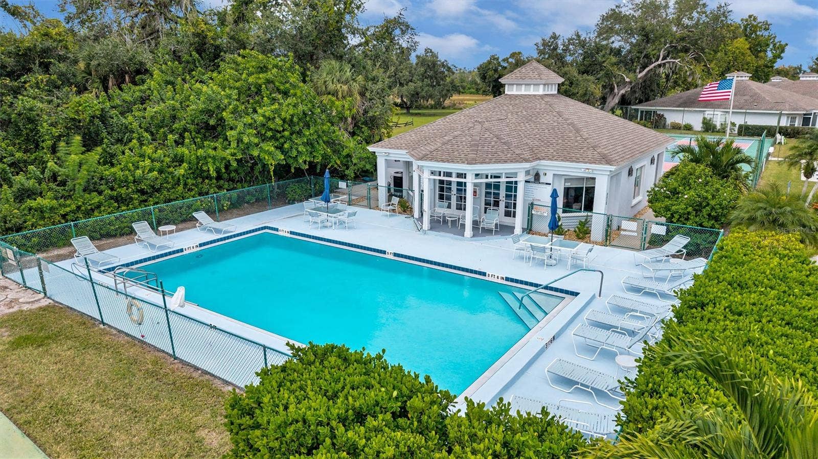 6468 APPROACH ROAD, #14, Sarasota, FL 34238