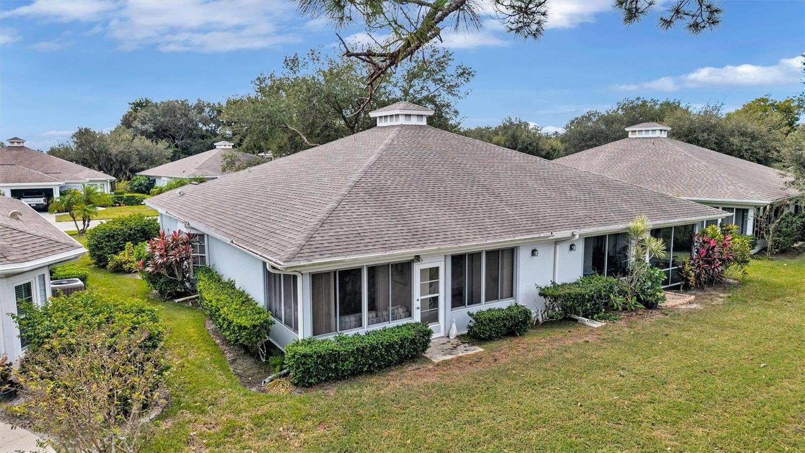 6468 APPROACH ROAD, #14, Sarasota, FL 34238