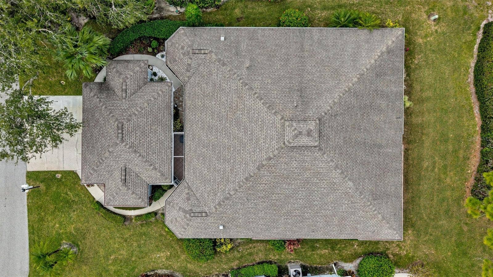 6468 APPROACH ROAD, #14, Sarasota, FL 34238