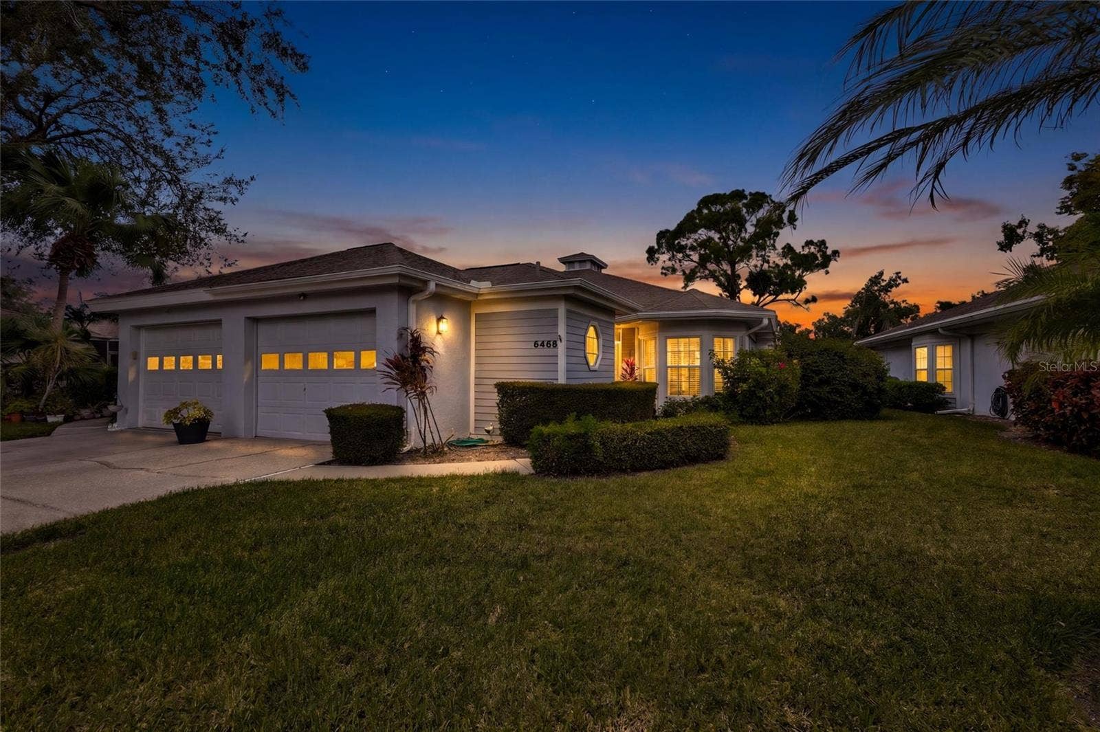 6468 APPROACH ROAD, #14, Sarasota, FL 34238