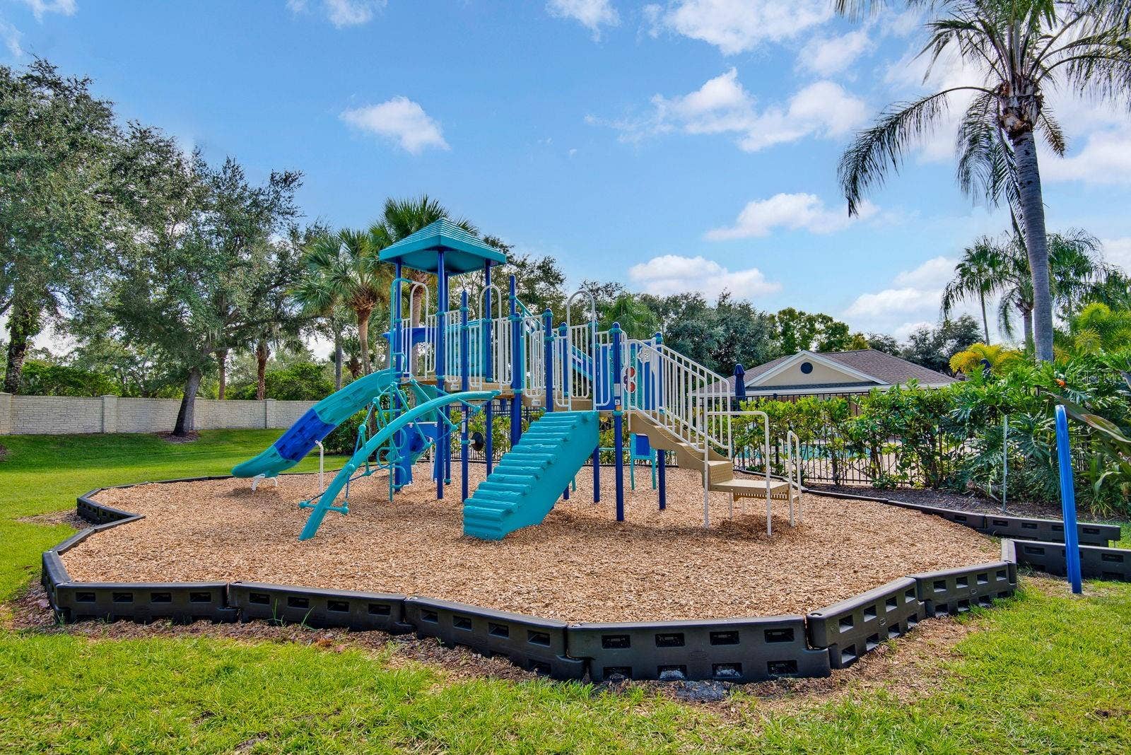 8304 72ND LANE E, Bradenton, FL 34201