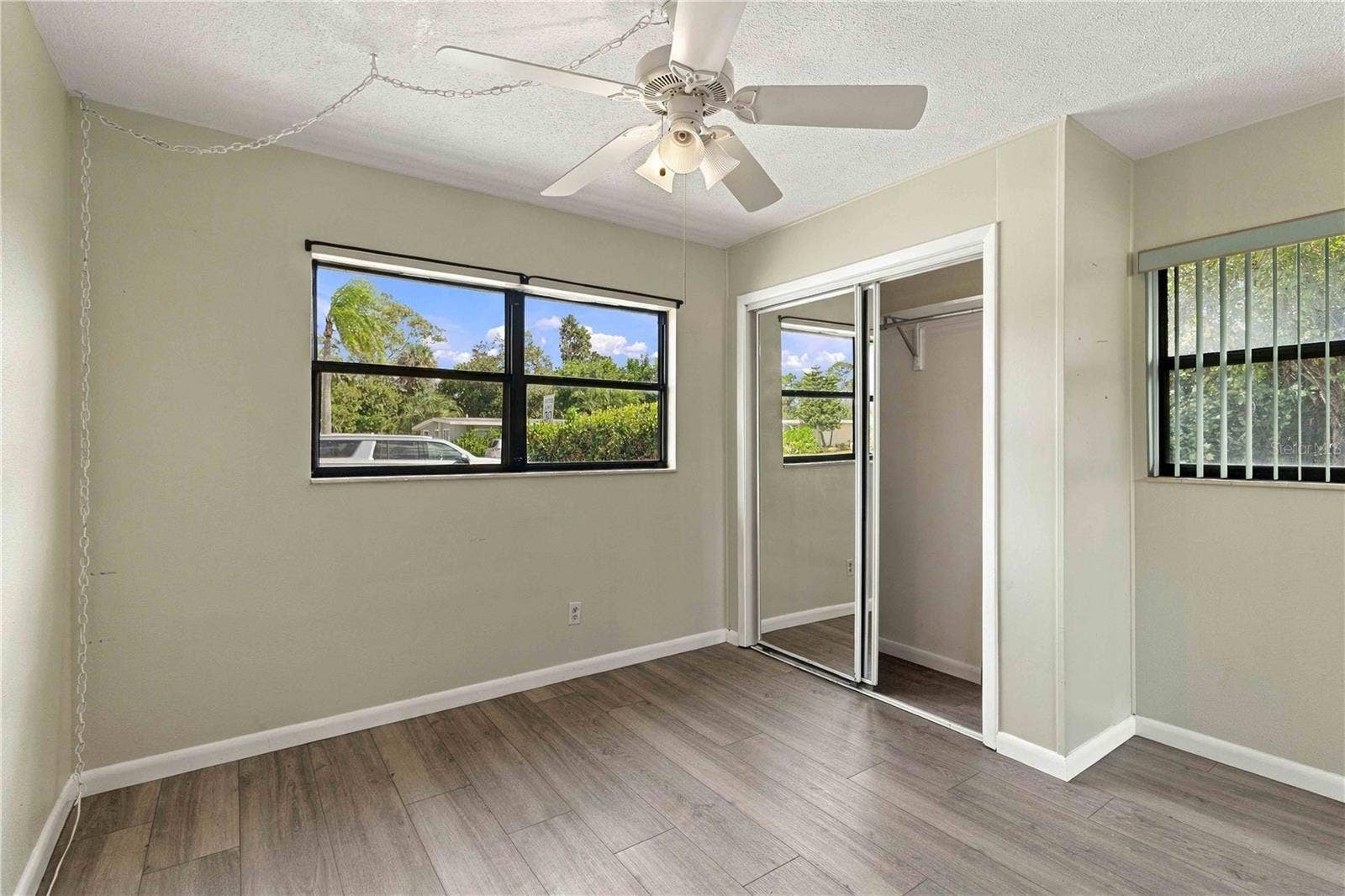 5712 20TH STREET W, Bradenton, FL 34207 5712 20TH STREET W, Bradenton, FL 34207