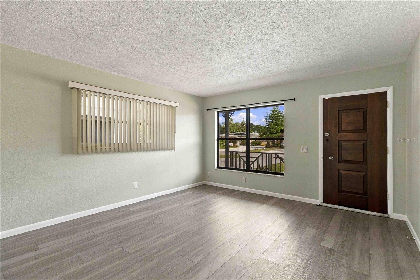 5712 20TH STREET W, Bradenton, FL 34207 5712 20TH STREET W, Bradenton, FL 34207