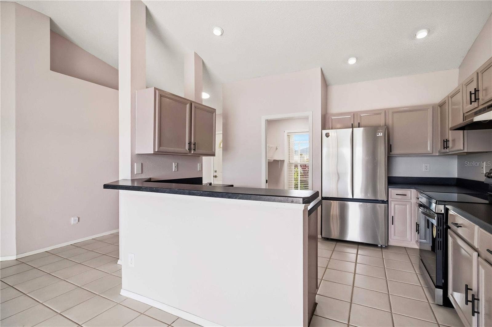 5207 52ND AVENUE W, Bradenton, FL 34210 5207 52ND AVENUE W, Bradenton, FL 34210