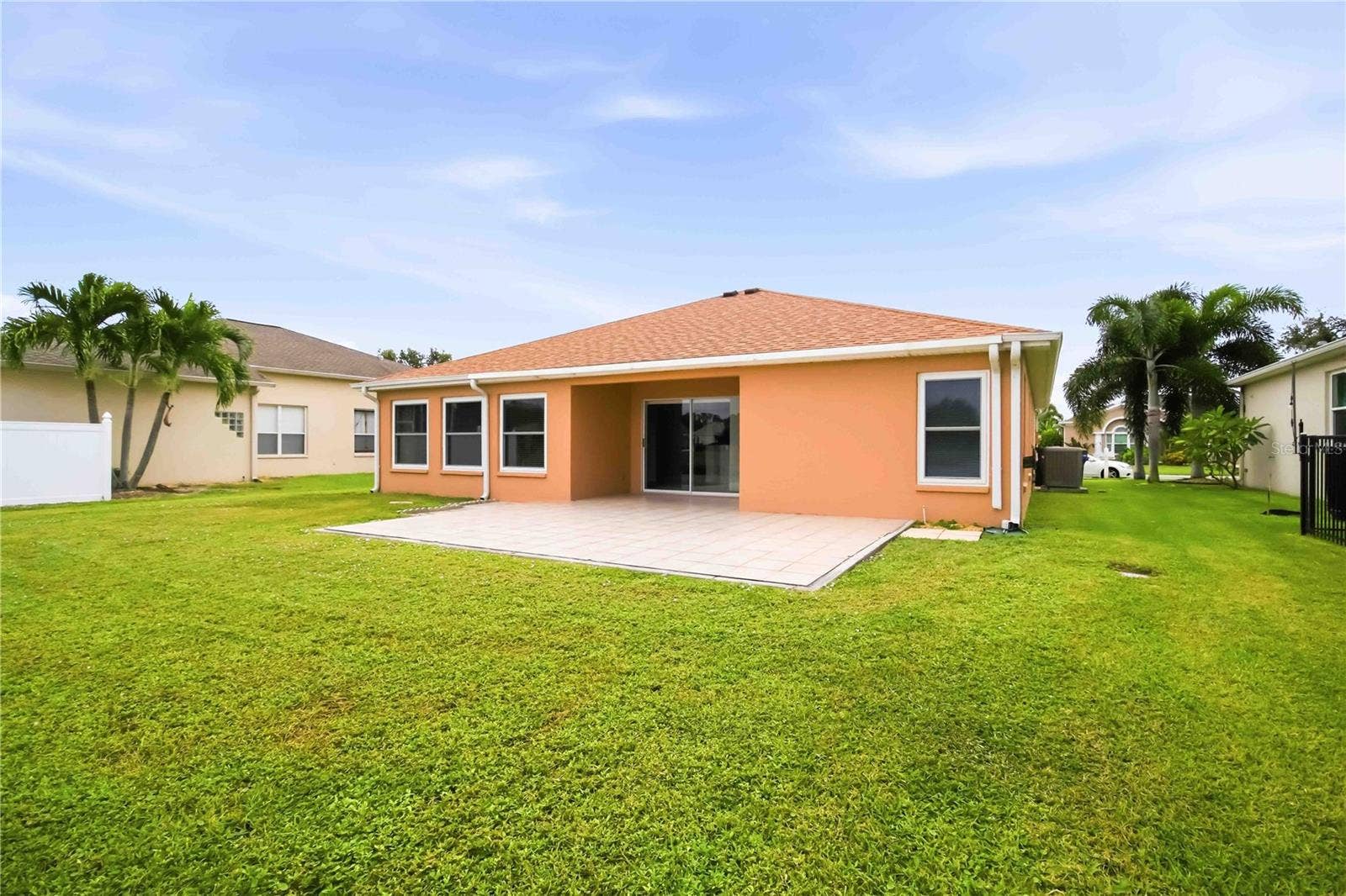 5207 52ND AVENUE W, Bradenton, FL 34210 5207 52ND AVENUE W, Bradenton, FL 34210