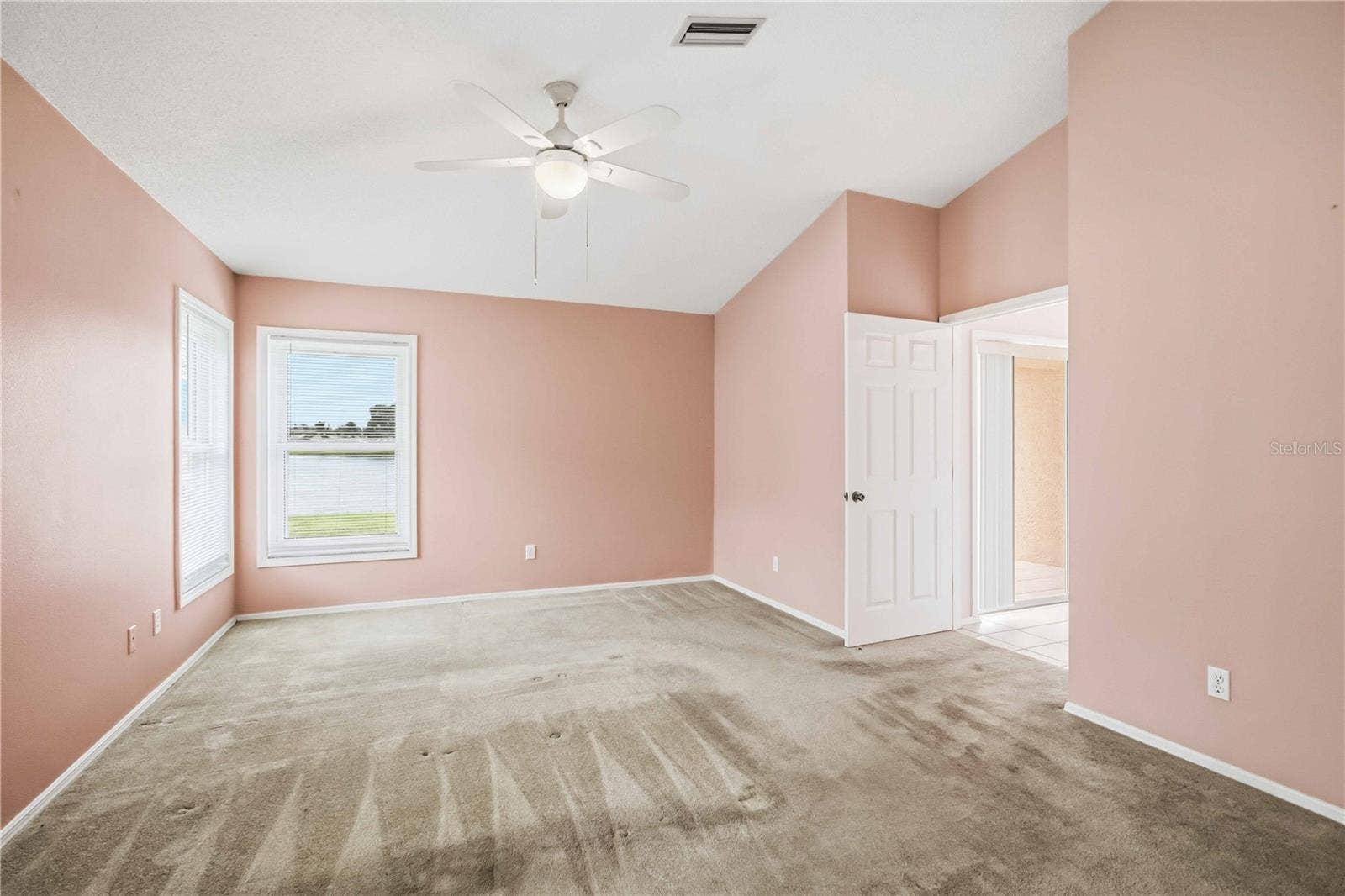 5207 52ND AVENUE W, Bradenton, FL 34210 5207 52ND AVENUE W, Bradenton, FL 34210