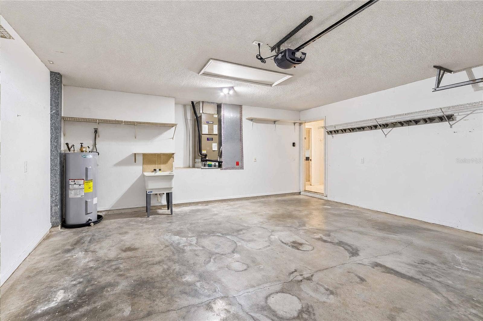 5207 52ND AVENUE W, Bradenton, FL 34210 5207 52ND AVENUE W, Bradenton, FL 34210
