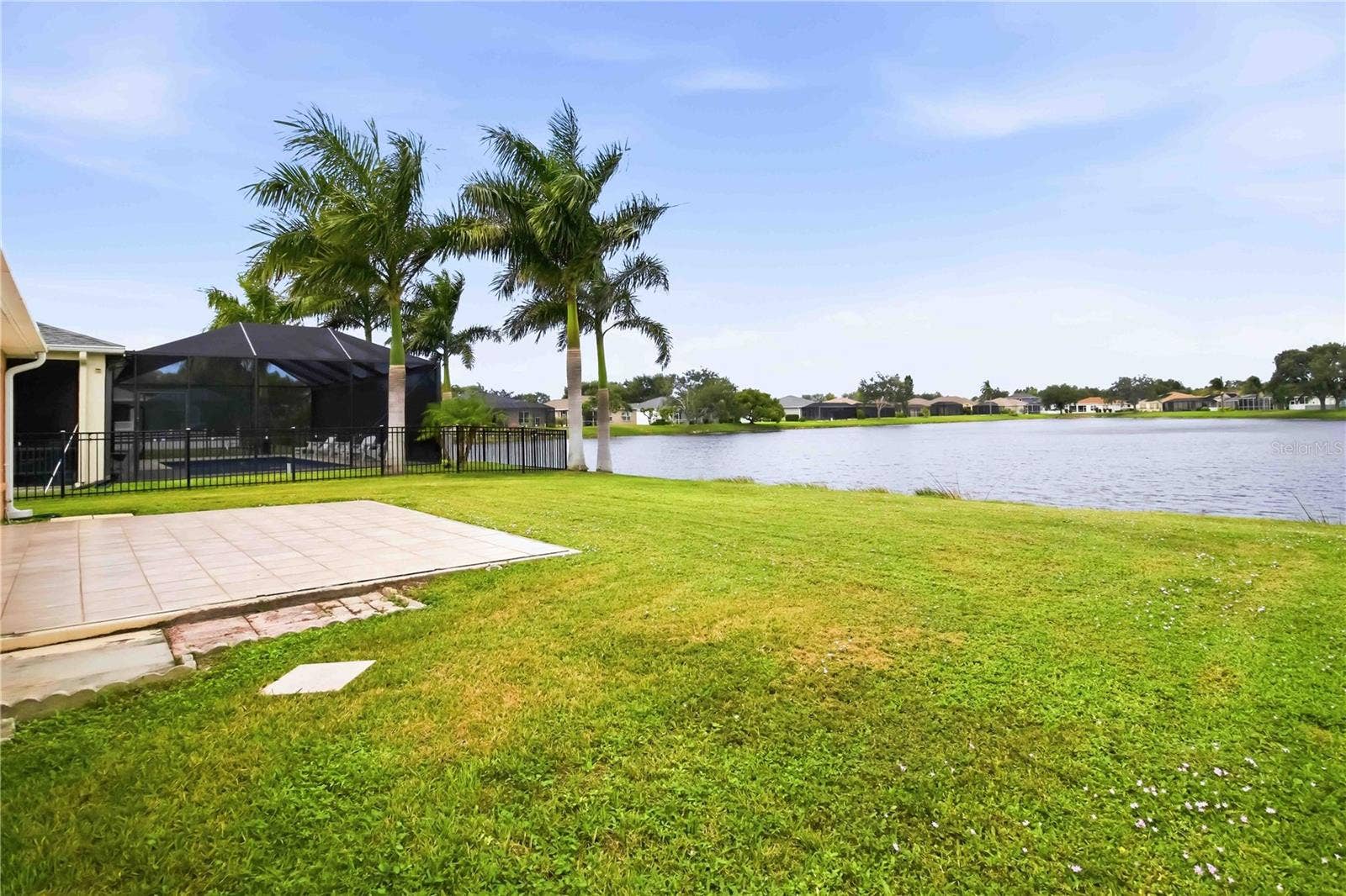 5207 52ND AVENUE W, Bradenton, FL 34210 5207 52ND AVENUE W, Bradenton, FL 34210