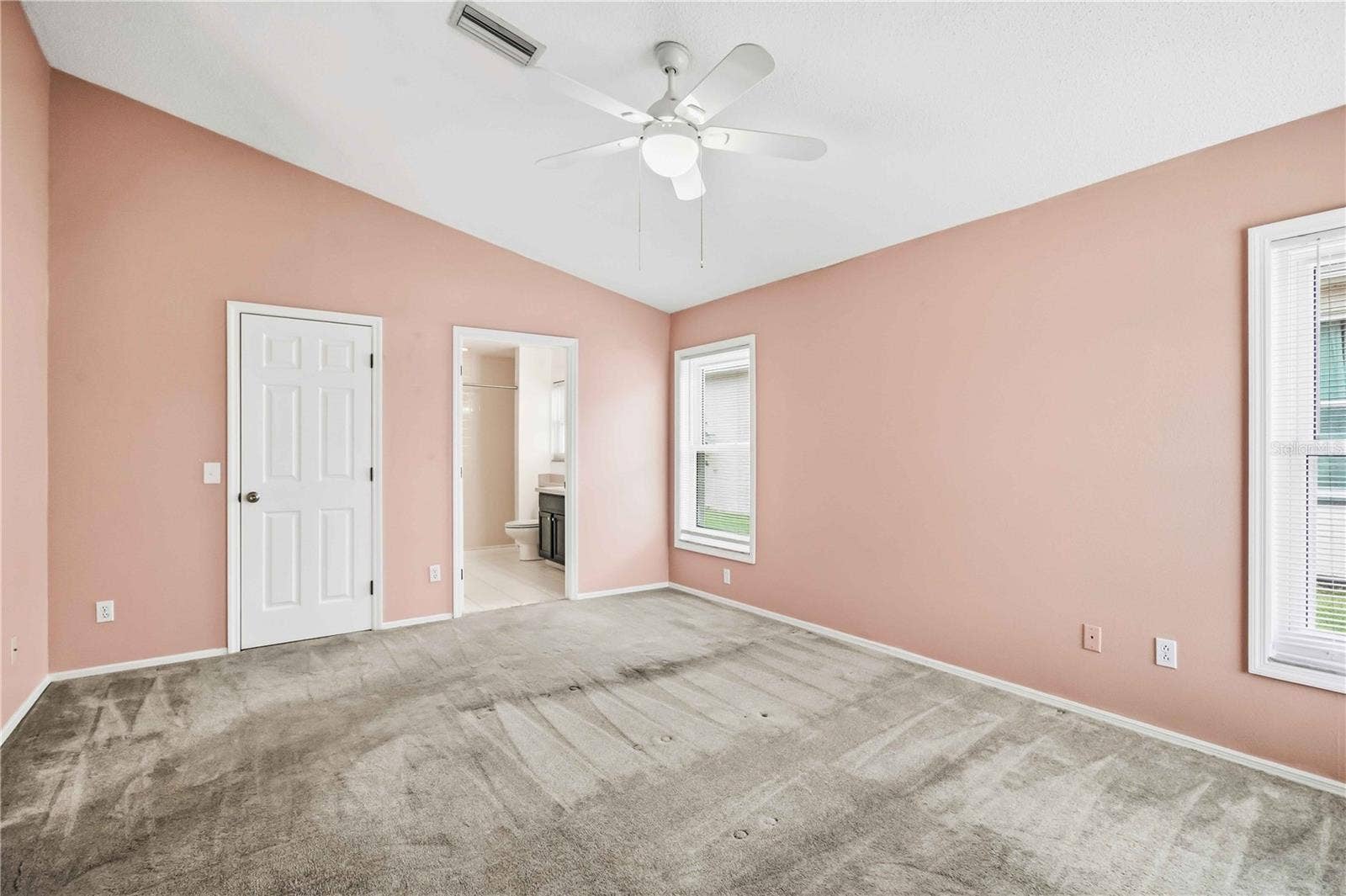 5207 52ND AVENUE W, Bradenton, FL 34210 5207 52ND AVENUE W, Bradenton, FL 34210