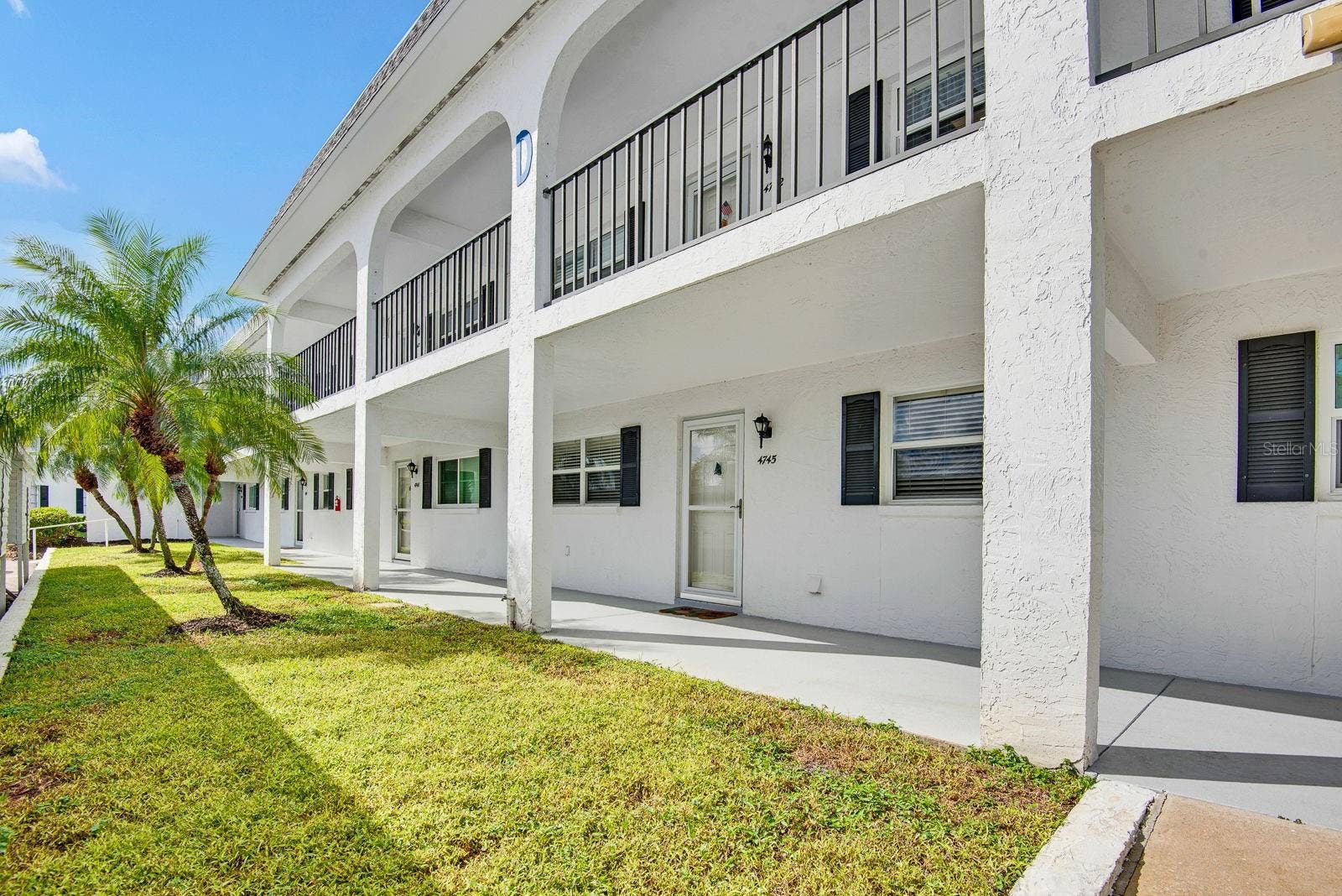 4745 INDEPENDENCE DRIVE, #4745, Bradenton, FL 34210 Front door