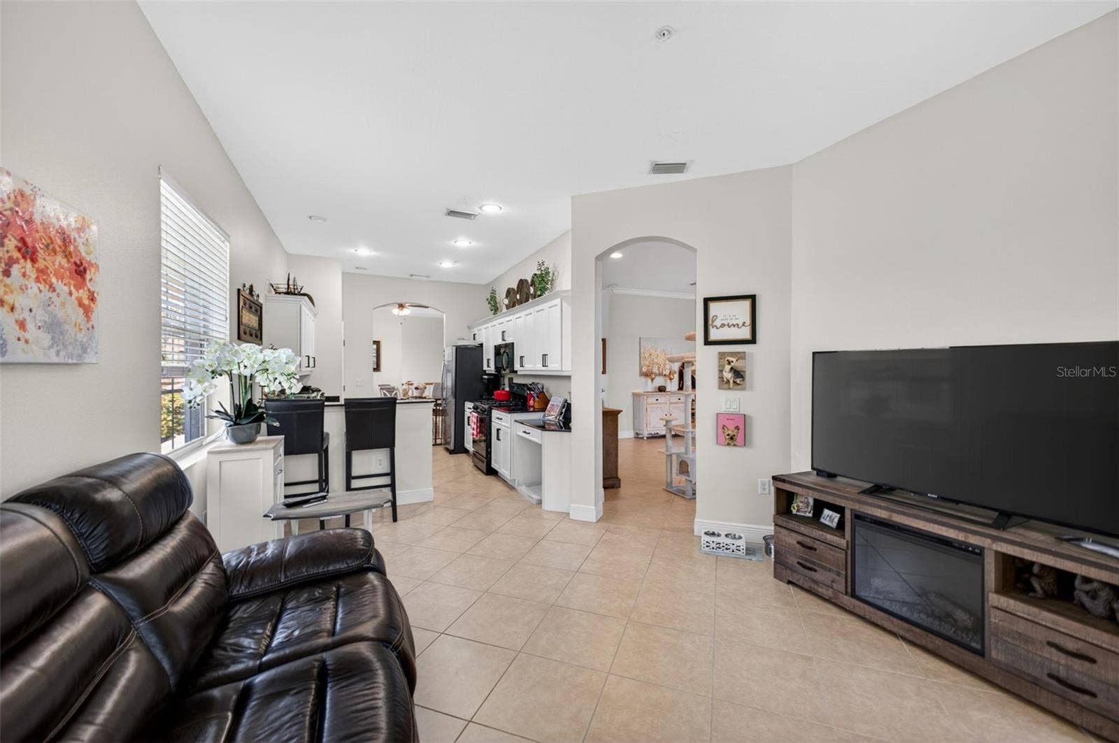 8229 MIRAMAR WAY, #204, Lakewood Ranch, FL 34202